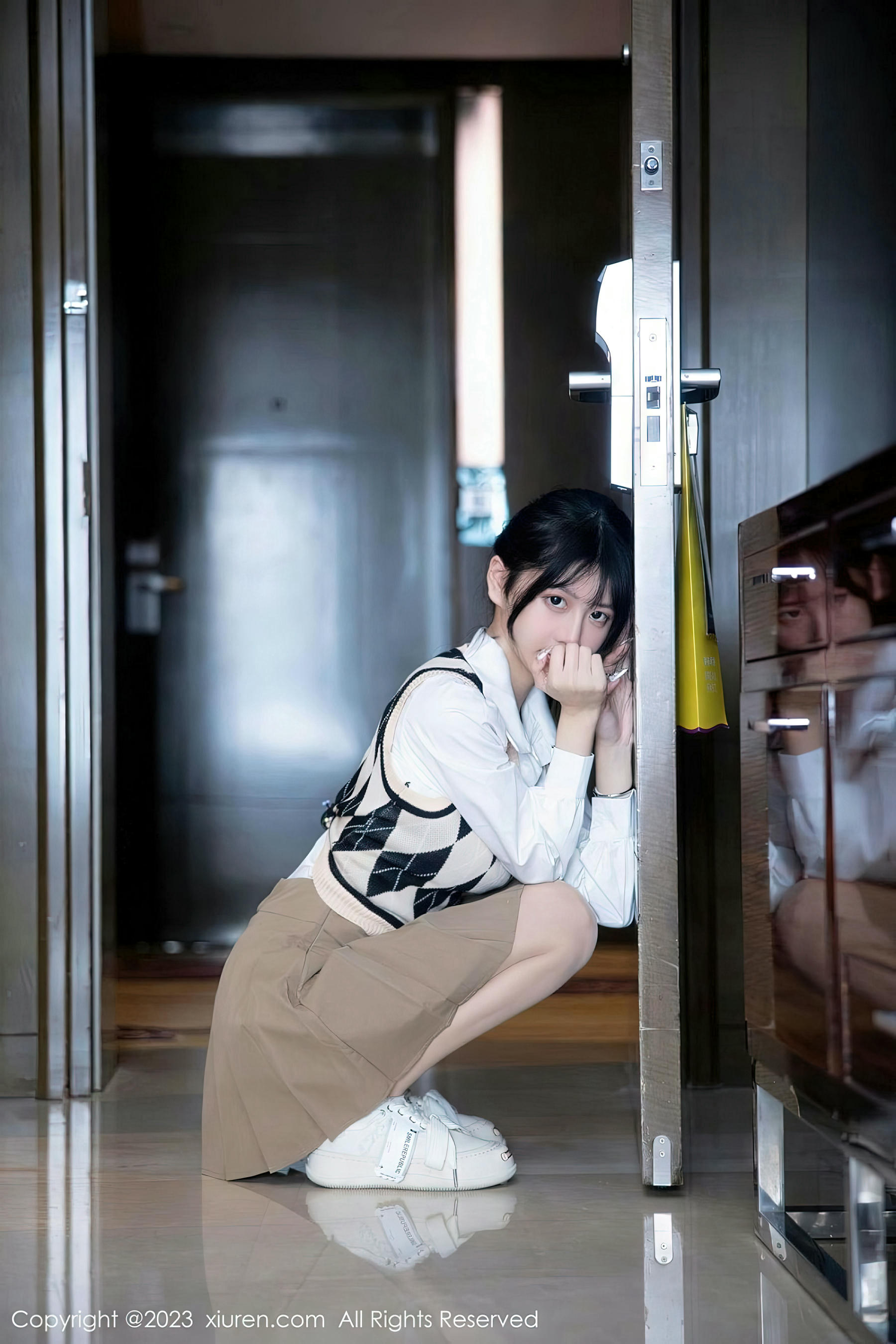 [Xiuren秀人网]2023.02.27 No.6329 谢小蒽 [94P／655MB]_第1集