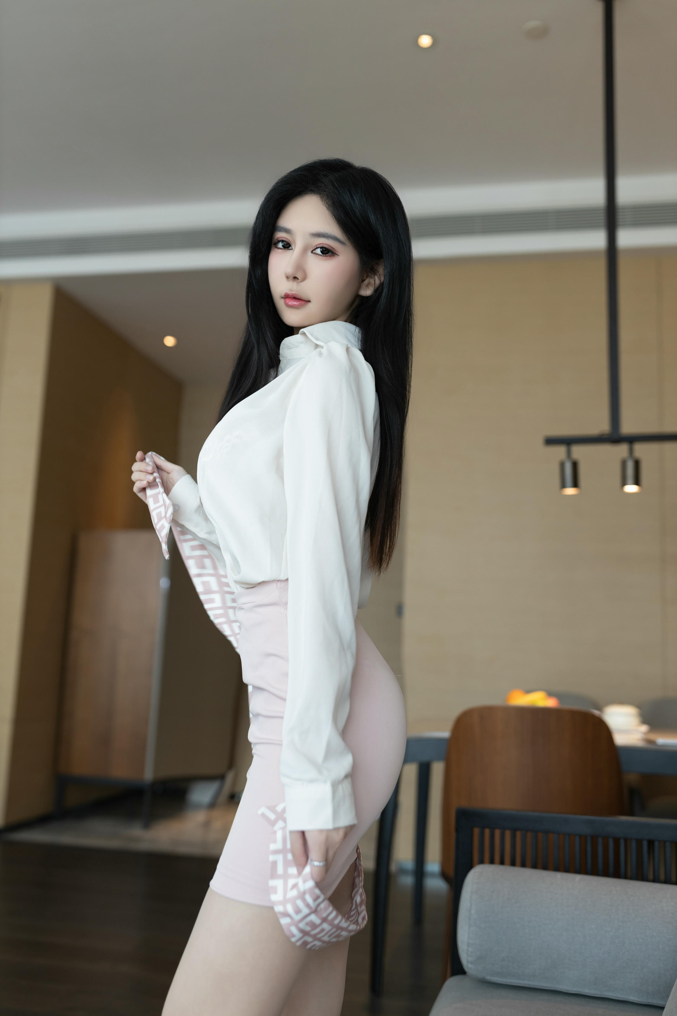 谢小蒽(幼幼) OL吸奶器[100P／1.10GB]-上架图_第1集