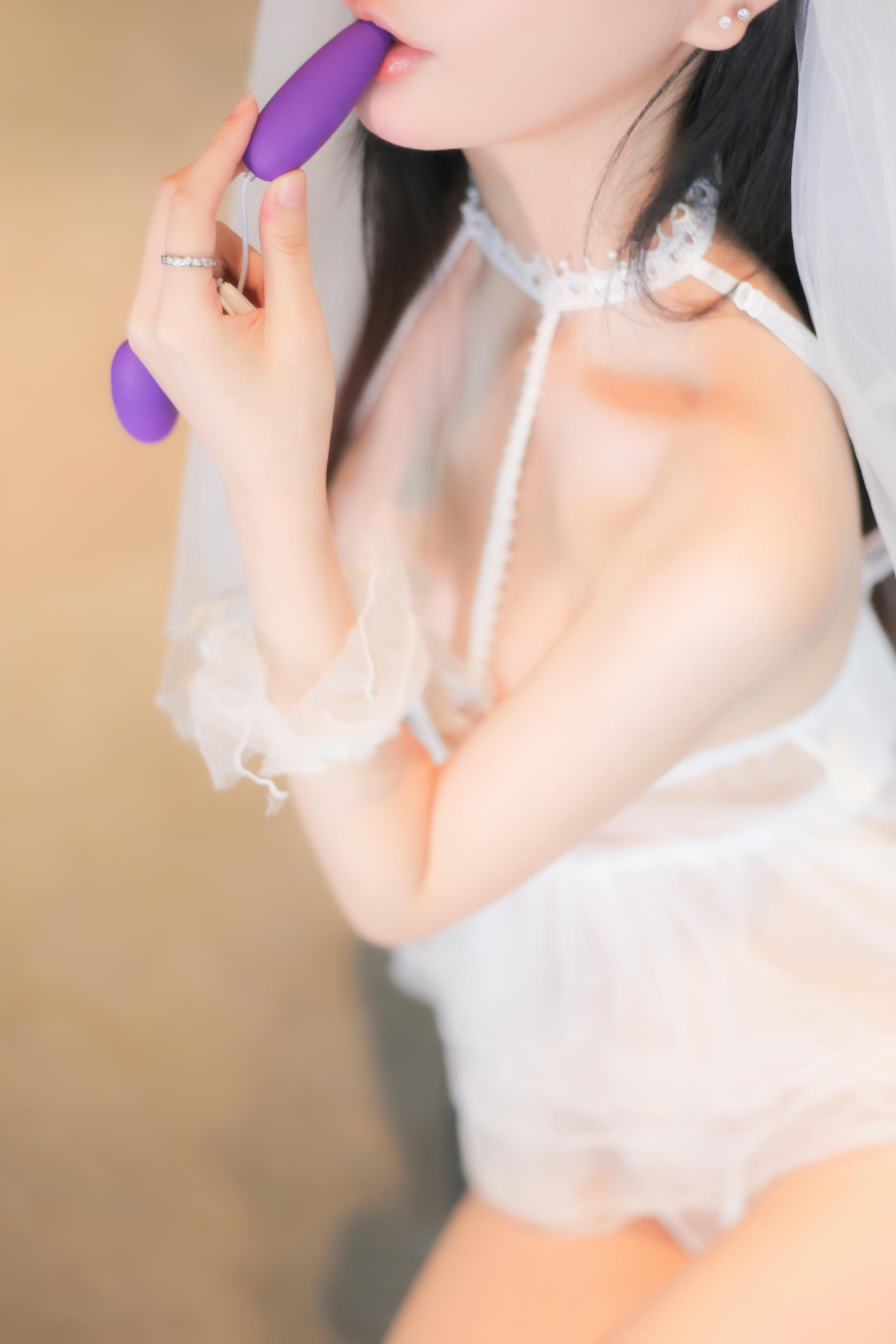 谢小蒽(幼幼) 婚纱双跳蛋[142P／2.45GB]_第2集