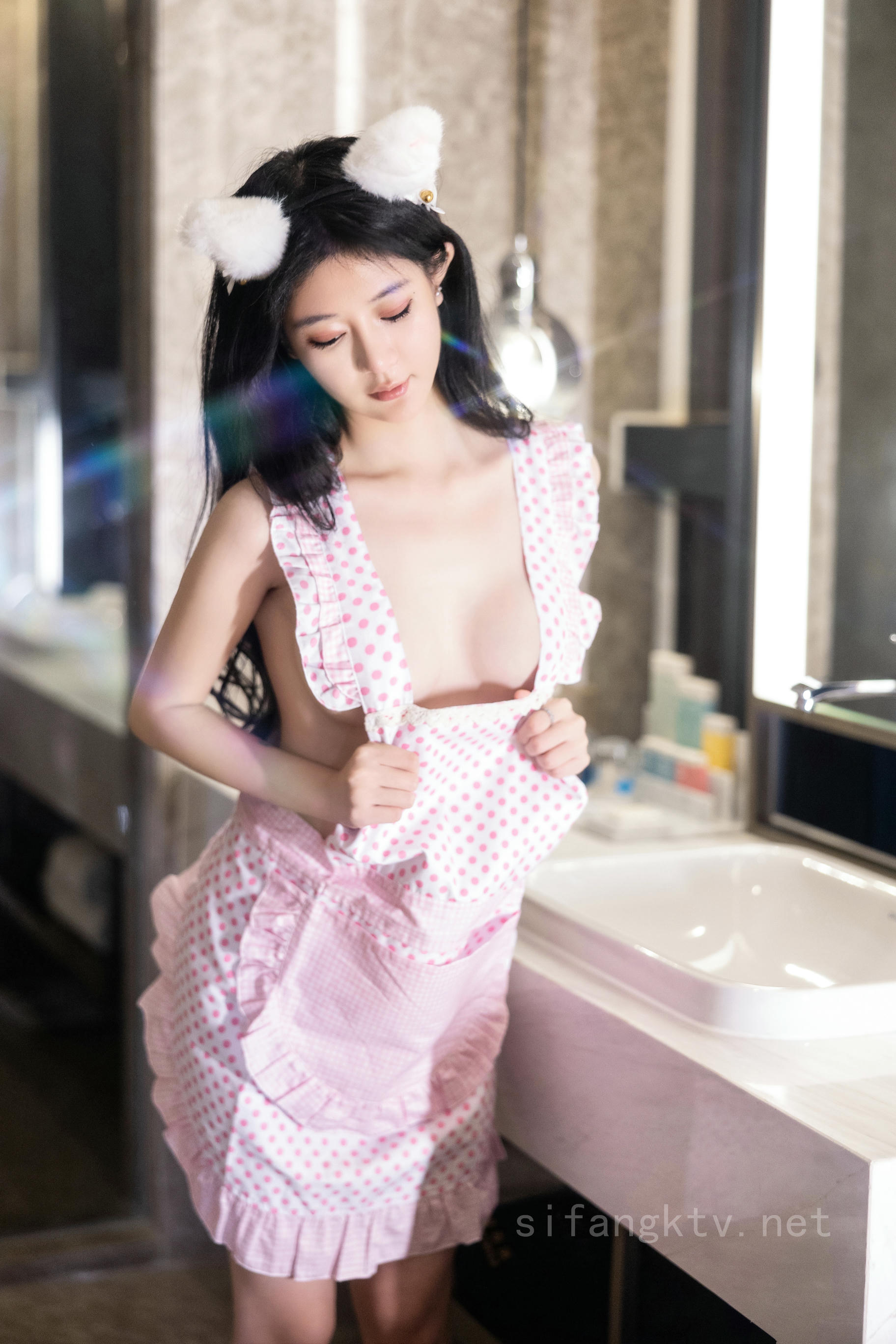 谢小蒽(幼幼) 粉色女仆 [110P5V 2.34GB]-粉红_第1集