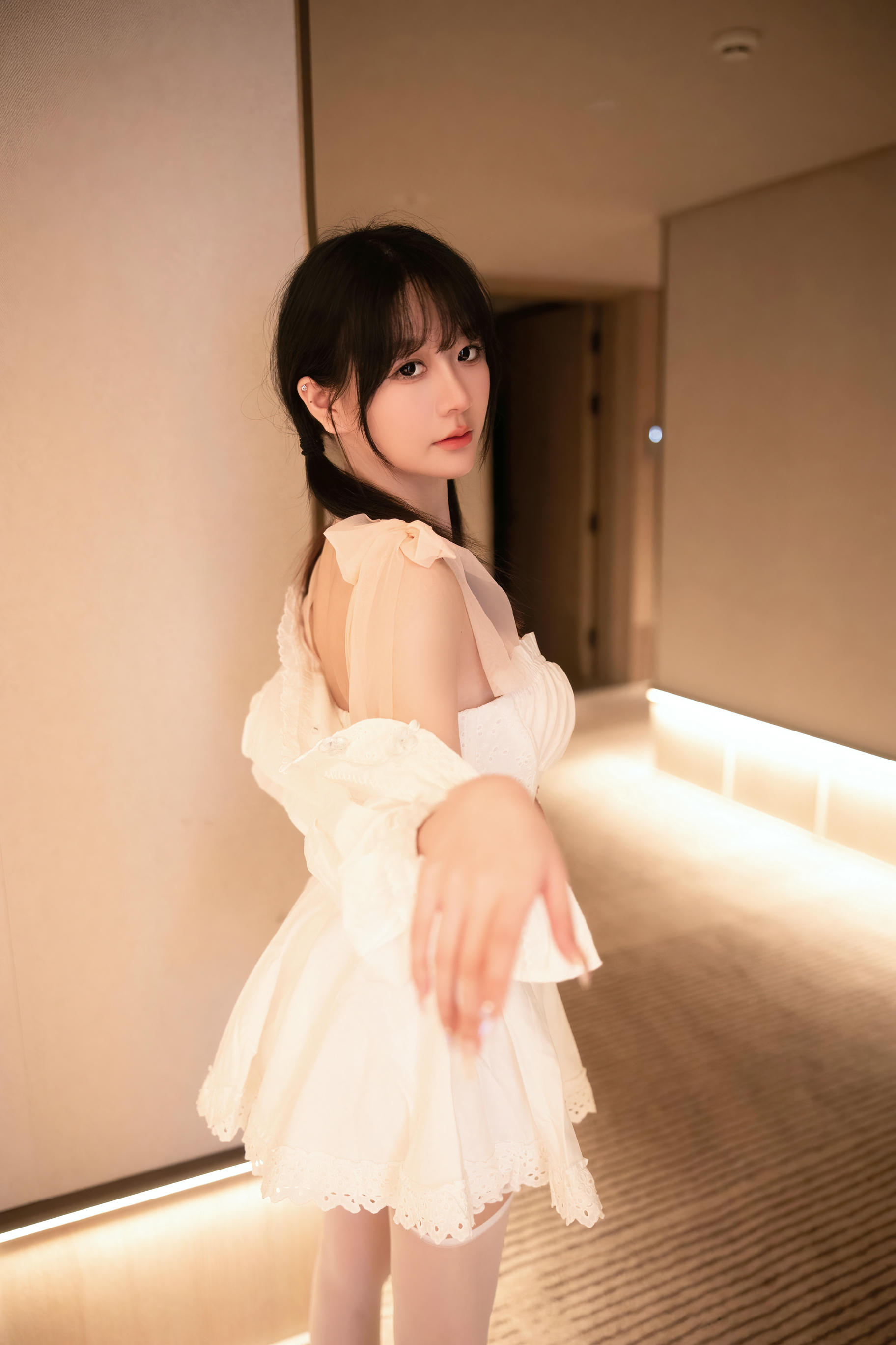 谢小蒽(幼幼) 粉色情趣[94P／1.13GB]_第1集