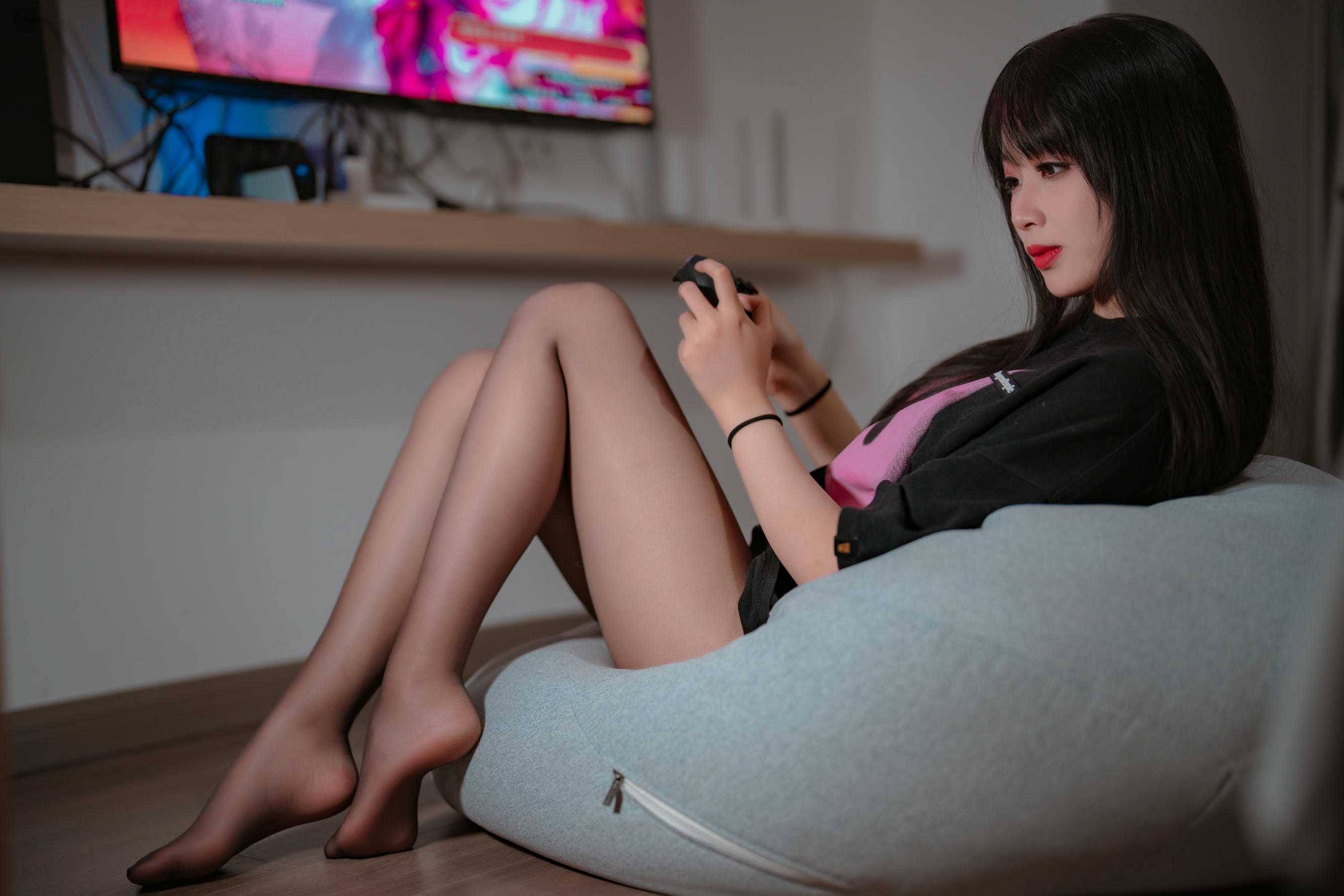 轩萧学姐 NO.033 游戏时间 [31P-90MB]_第1集