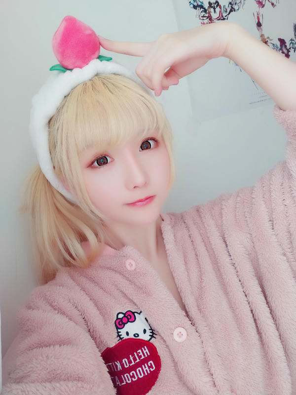 星之迟迟 - VOL.01 粉红泡泡包 [56P-56MB]-桃味KITTY（16P）_第1集