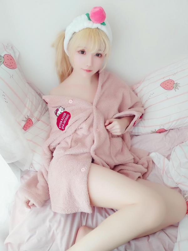 星之迟迟 - VOL.01 粉红泡泡包 [56P-56MB]-桃味KITTY（16P）_第1集