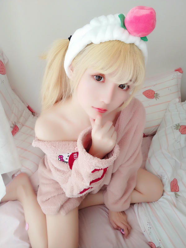 星之迟迟 - VOL.01 粉红泡泡包 [56P-56MB]-桃味KITTY（16P）_第1集