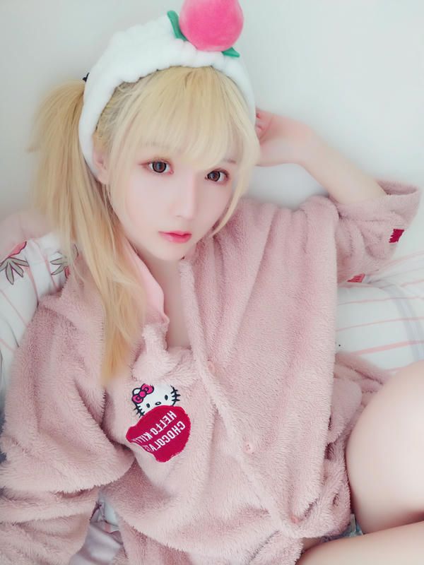 星之迟迟 - VOL.01 粉红泡泡包 [56P-56MB]-桃味KITTY（16P）_第1集