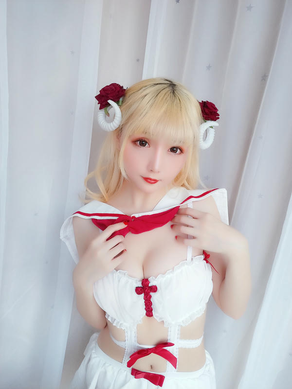 星之迟迟 - VOL.08 玫瑰月光包 [71P-63MB]-白月光与红玫瑰（45P）_第3集