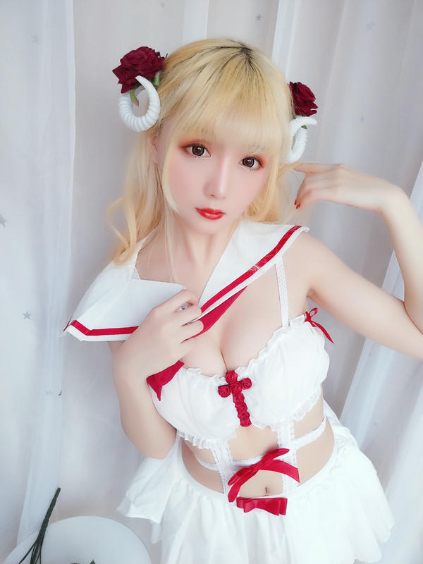 星之迟迟 - VOL.08 玫瑰月光包 [71P-63MB]-白月光与红玫瑰（45P）_第1集