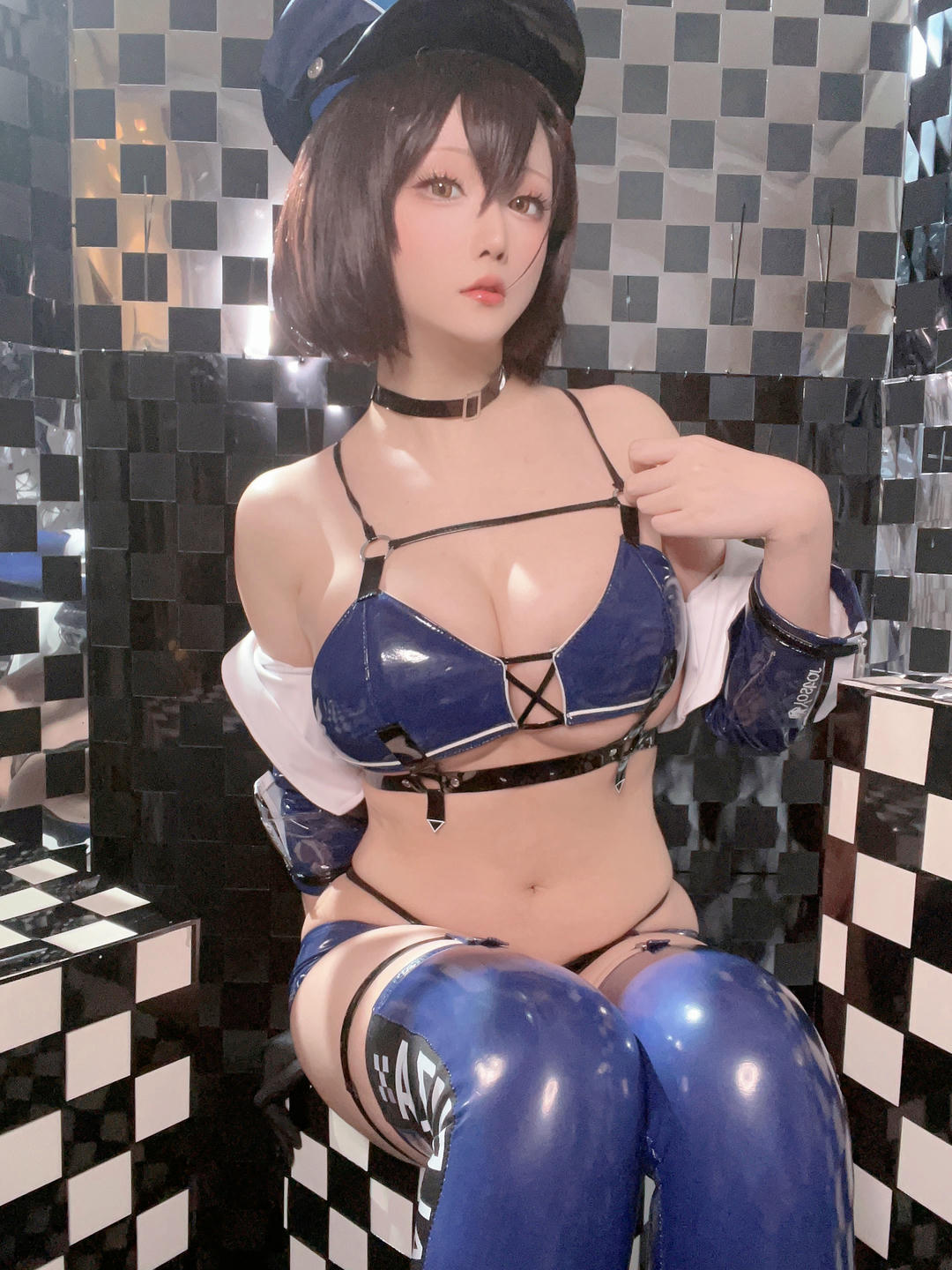 星之迟迟 NO.185 2023 3月计划B 碧蓝航线 巴尔的摩赛车服 [51P1V 379MB]_第3集