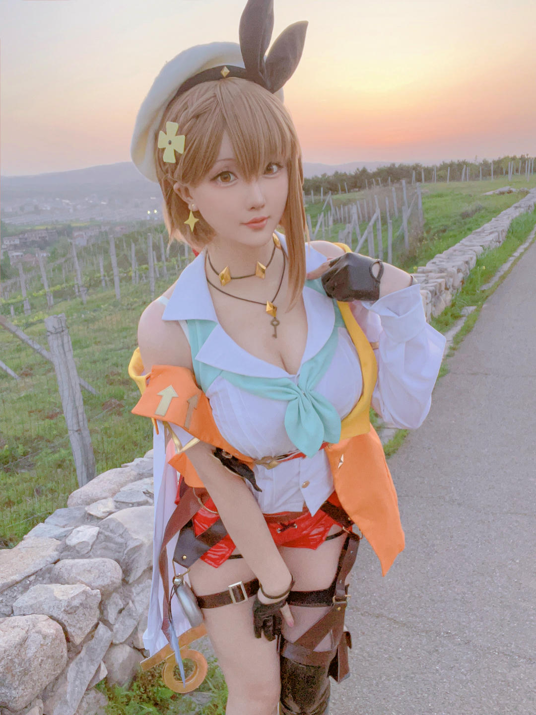 星之迟迟 NO.189 2023 4月计划A 莱莎的炼金工坊2-莱莎 [38P 210MB]_第2集