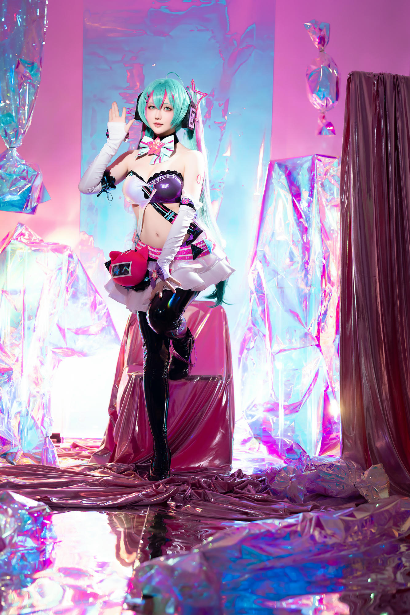 星之迟迟 NO.261 2024-7-B Miku初音未来 喵斯快跑 [73P1V 2.23GB]_第1集