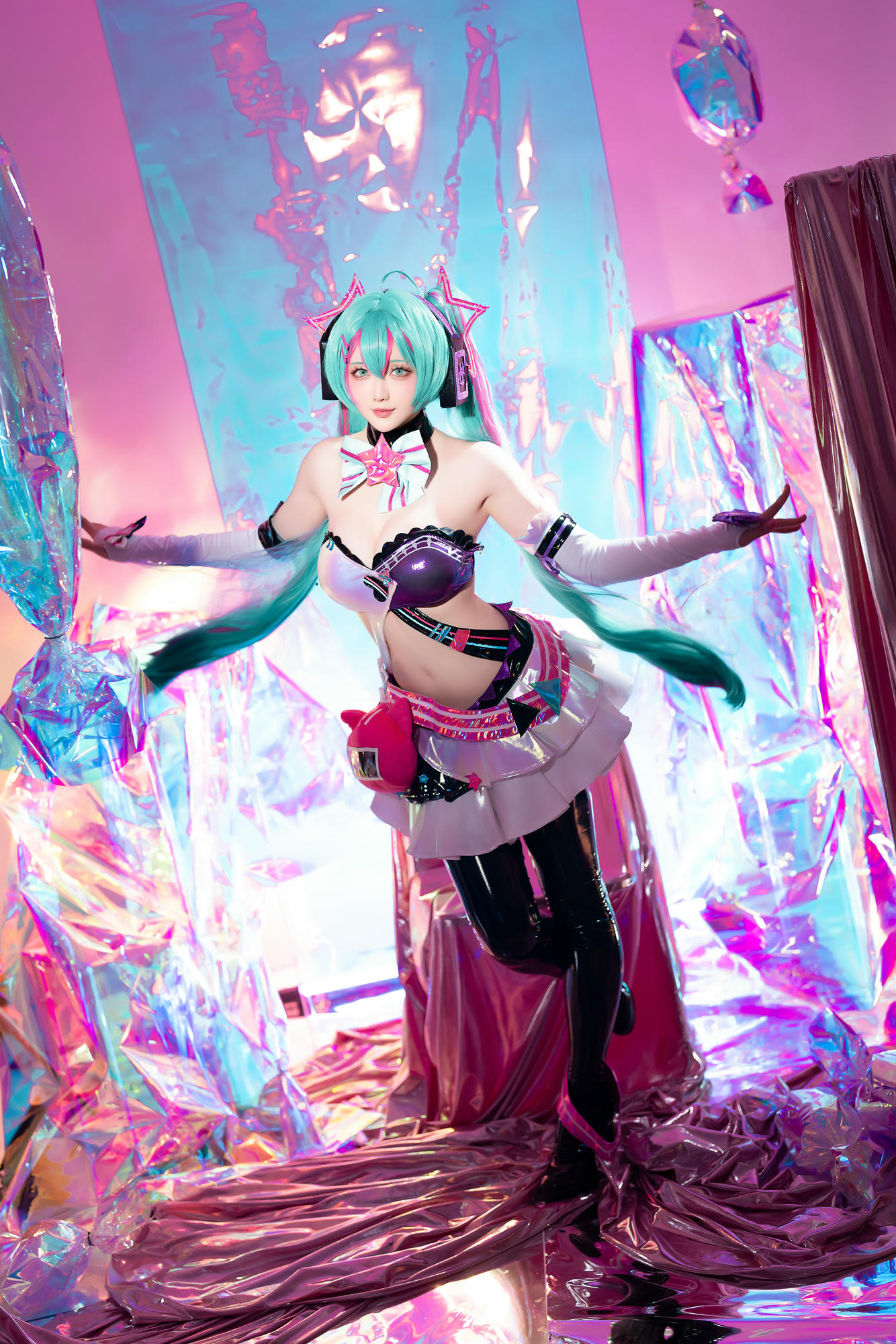 星之迟迟 NO.261 2024-7-B Miku初音未来 喵斯快跑 [73P1V 2.23GB]_第1集
