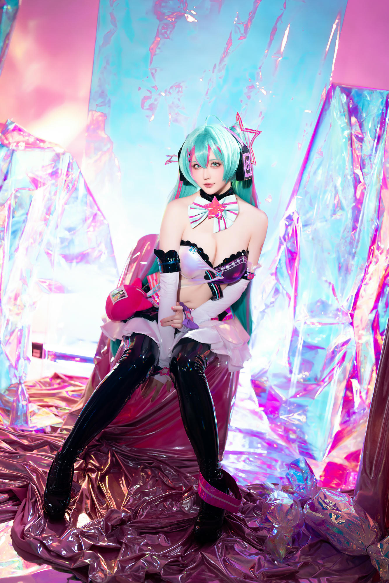 星之迟迟 NO.261 2024-7-B Miku初音未来 喵斯快跑 [73P1V 2.23GB]_第1集