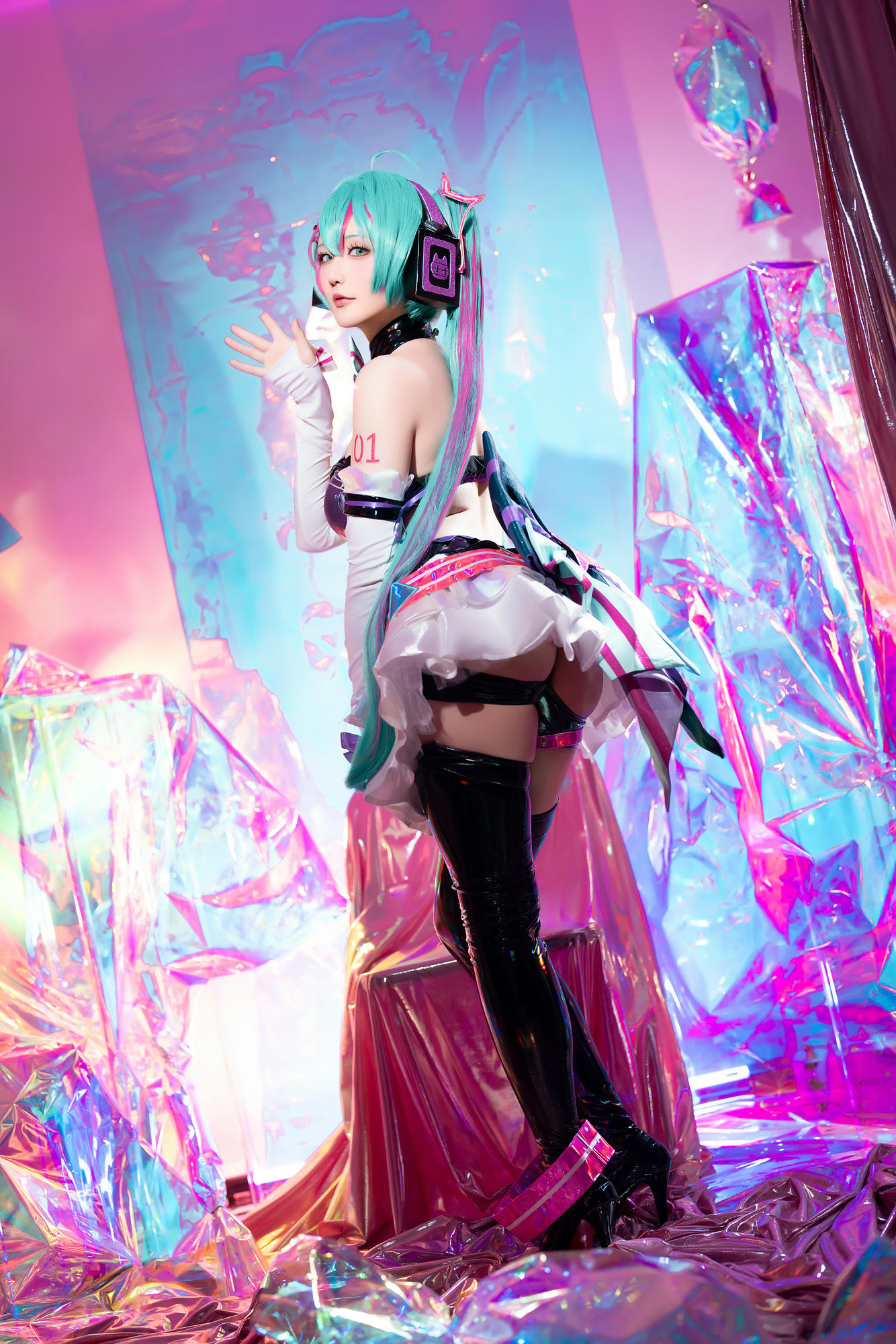 星之迟迟 NO.261 2024-7-B Miku初音未来 喵斯快跑 [73P1V 2.23GB]_第3集