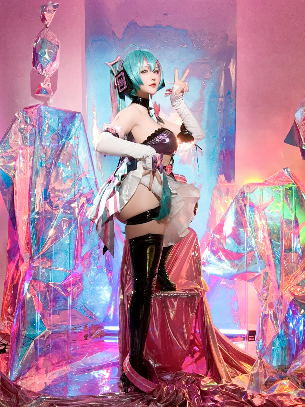 星之迟迟 NO.261 2024-7-B Miku初音未来 喵斯快跑 [73P1V 2.23GB]_第3集