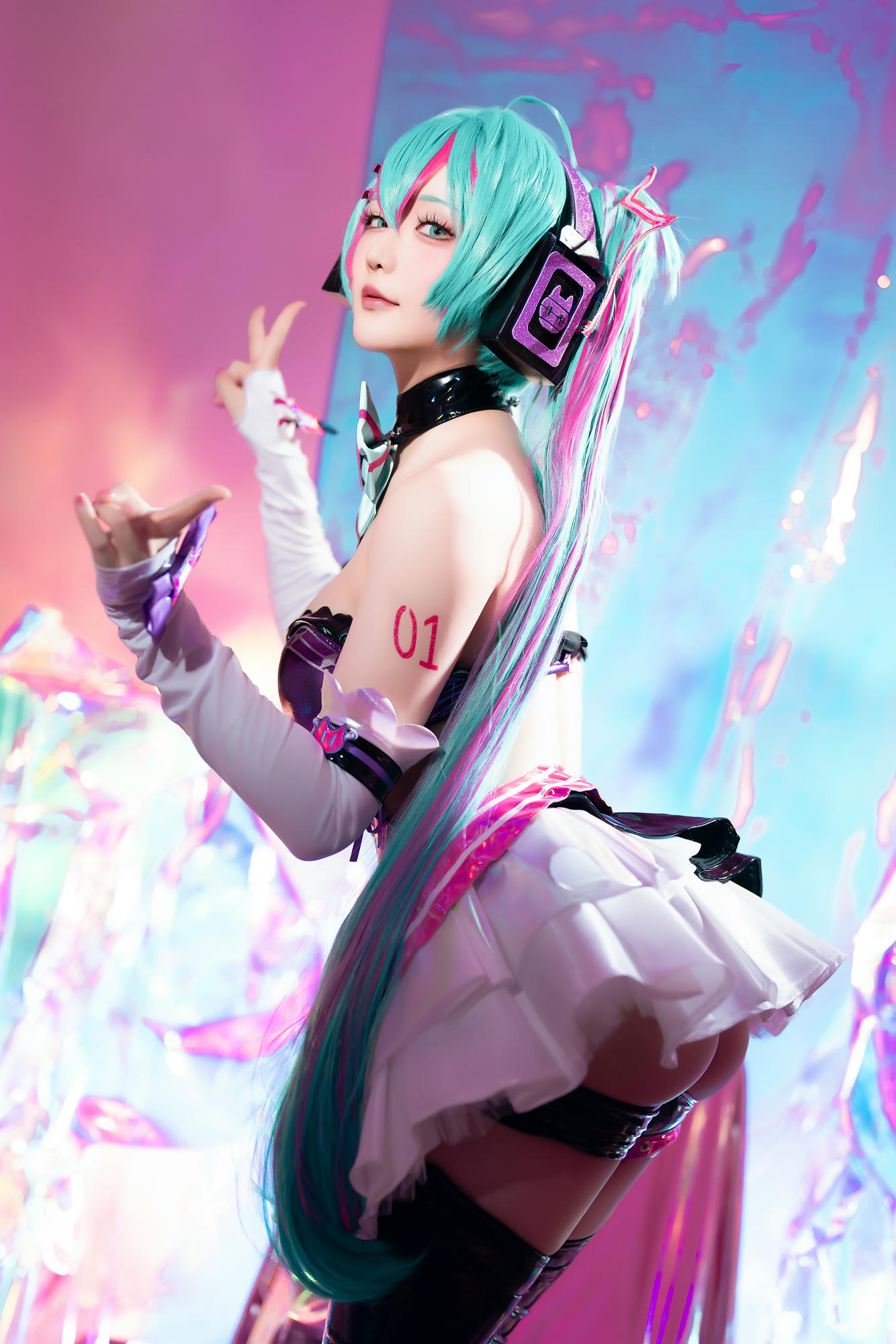 星之迟迟 NO.261 2024-7-B Miku初音未来 喵斯快跑 [73P1V 2.23GB]_第1集