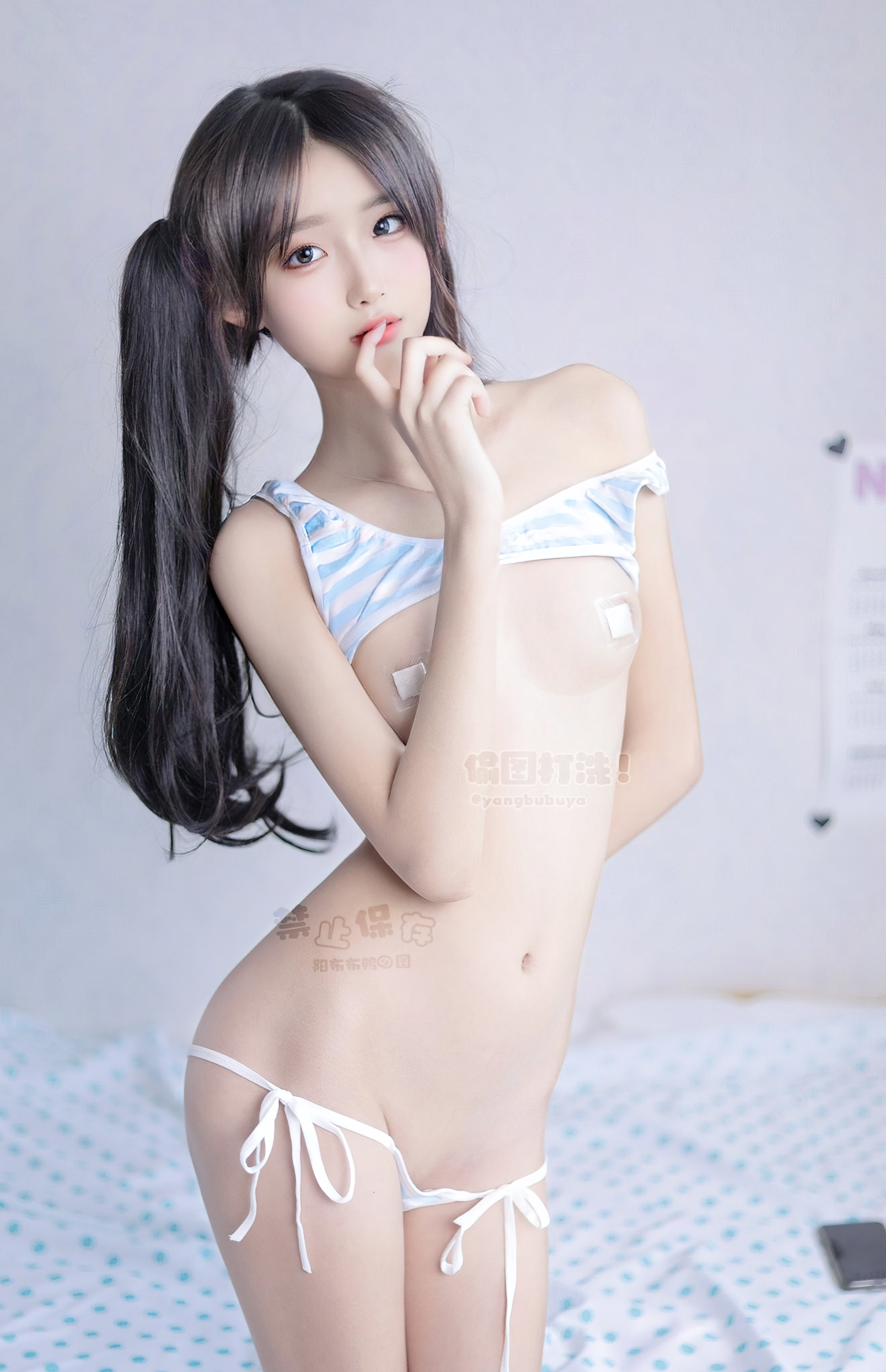 阳布布鸭 - NO.05 条纹泳装 [13P-386MB]_第1集