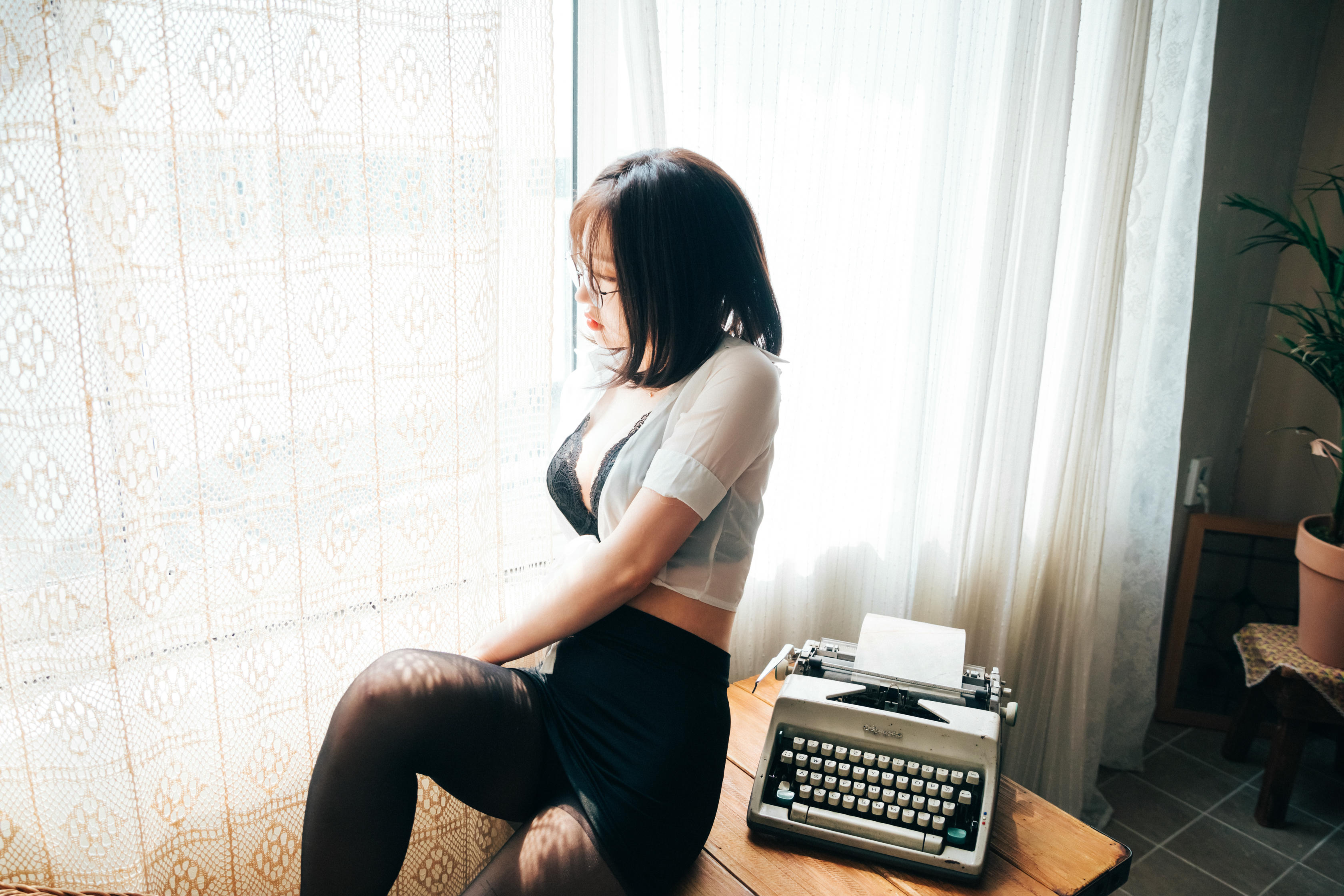 韩国模特孙乐乐-024_Loozy Officegirls Vacation Vol.1 Son Ye-Eun (손예은) [55P 10V 1GB]_第3集