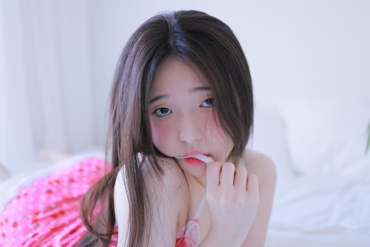 李妍宇-Yeon Woo NO.010 (연우) Cherry Candy [125P+5V／2.53GB]_第6集