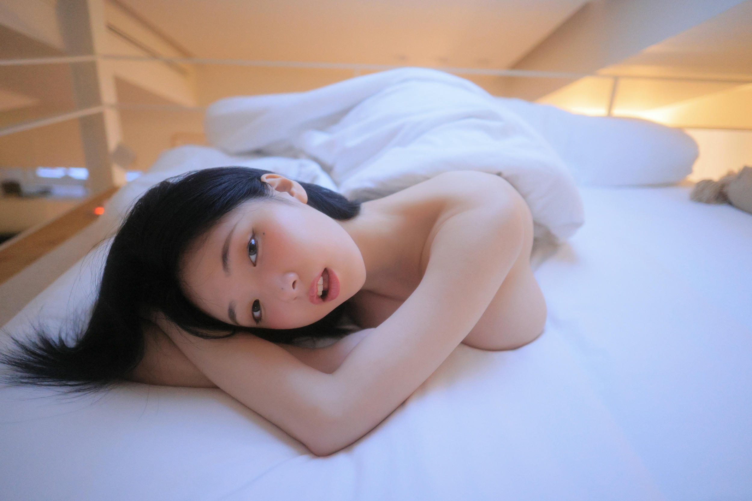 李妍宇-Yeon Woo NO.028 Suika [65P 249MB]_第1集