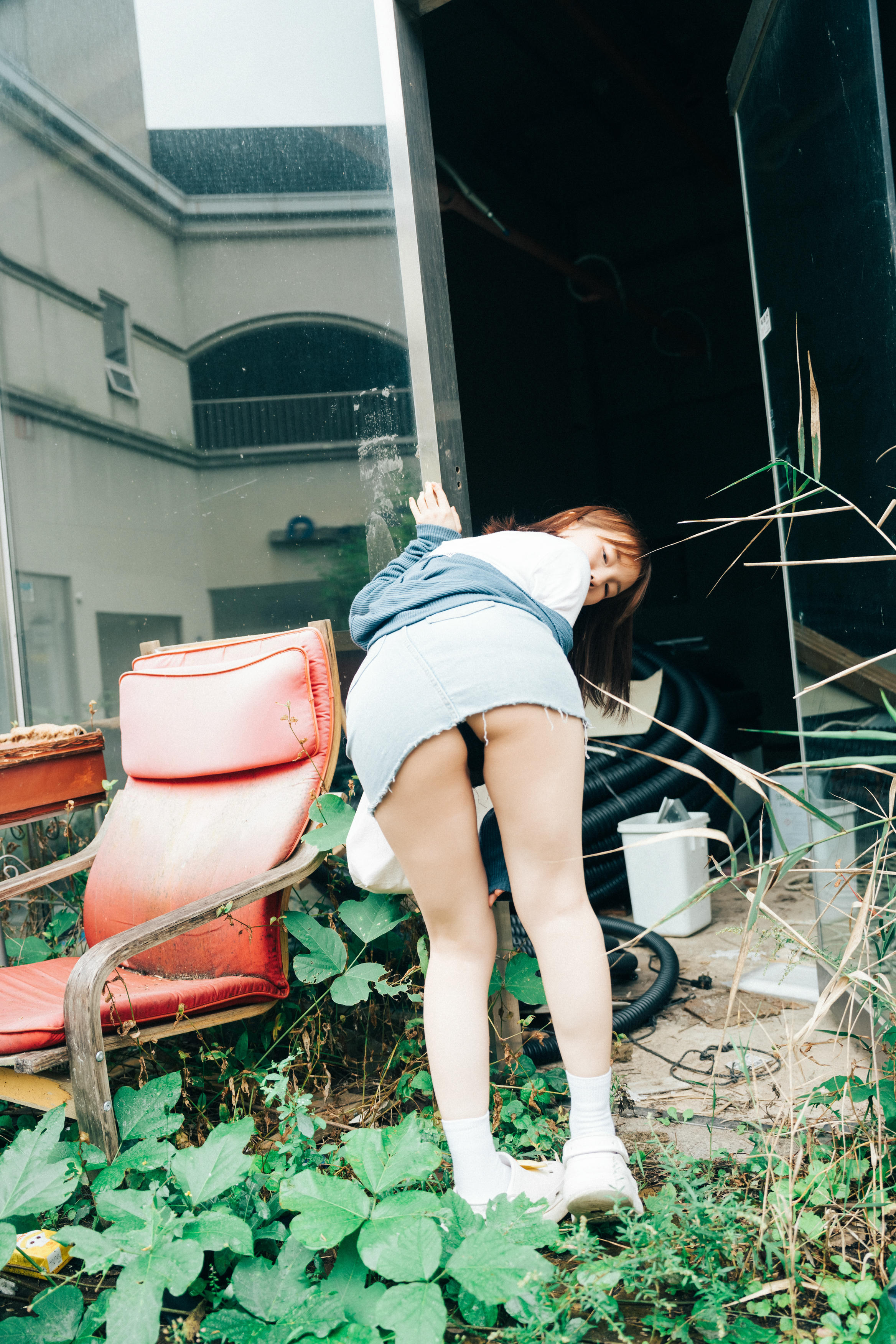 韩国模特-Yeri NO.034 Loozy Yeri Enjoying outdoor [109P6V-2.77GB]_第1集