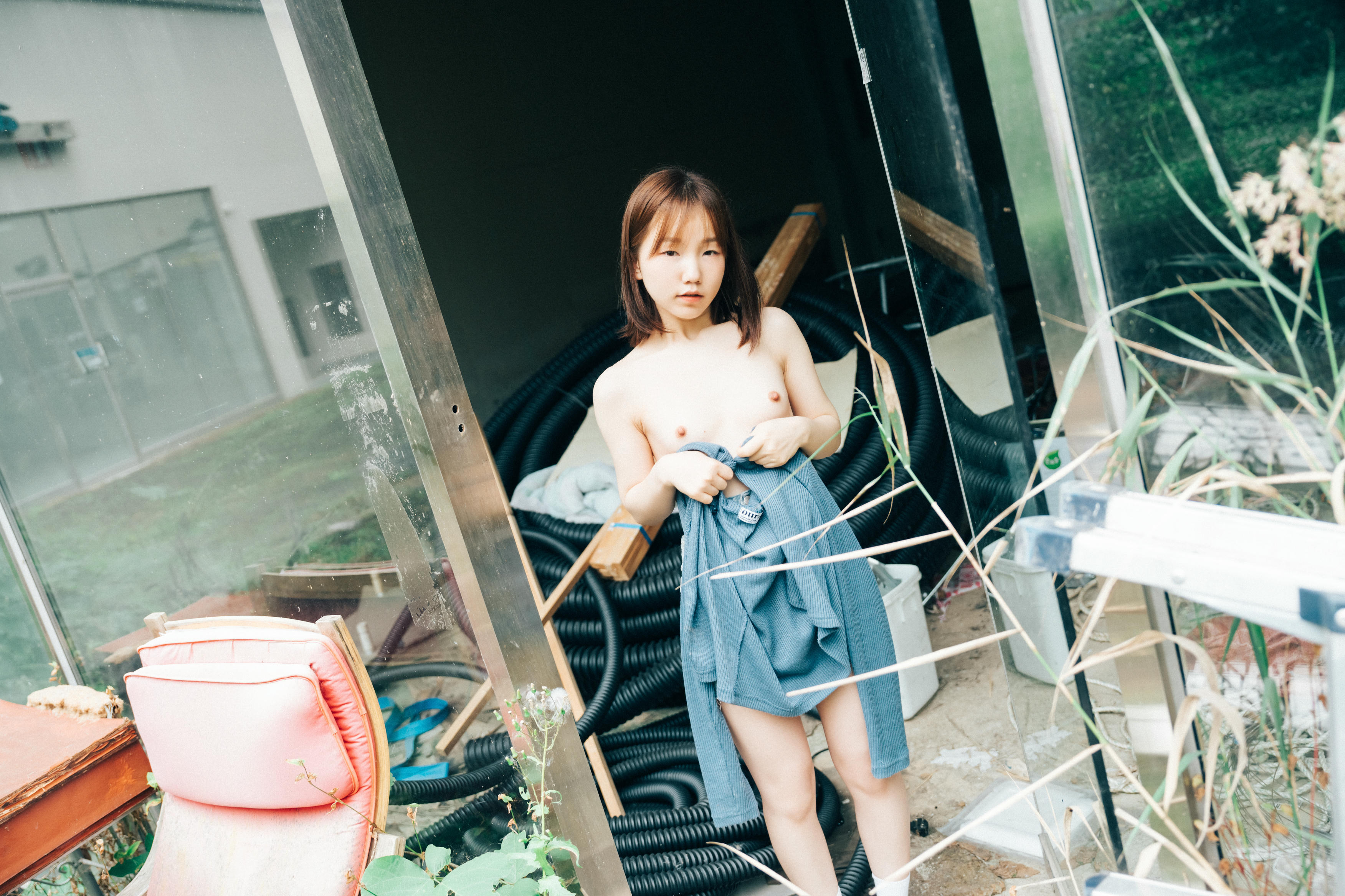 韩国模特-Yeri NO.034 Loozy Yeri Enjoying outdoor [109P6V-2.77GB]_第1集