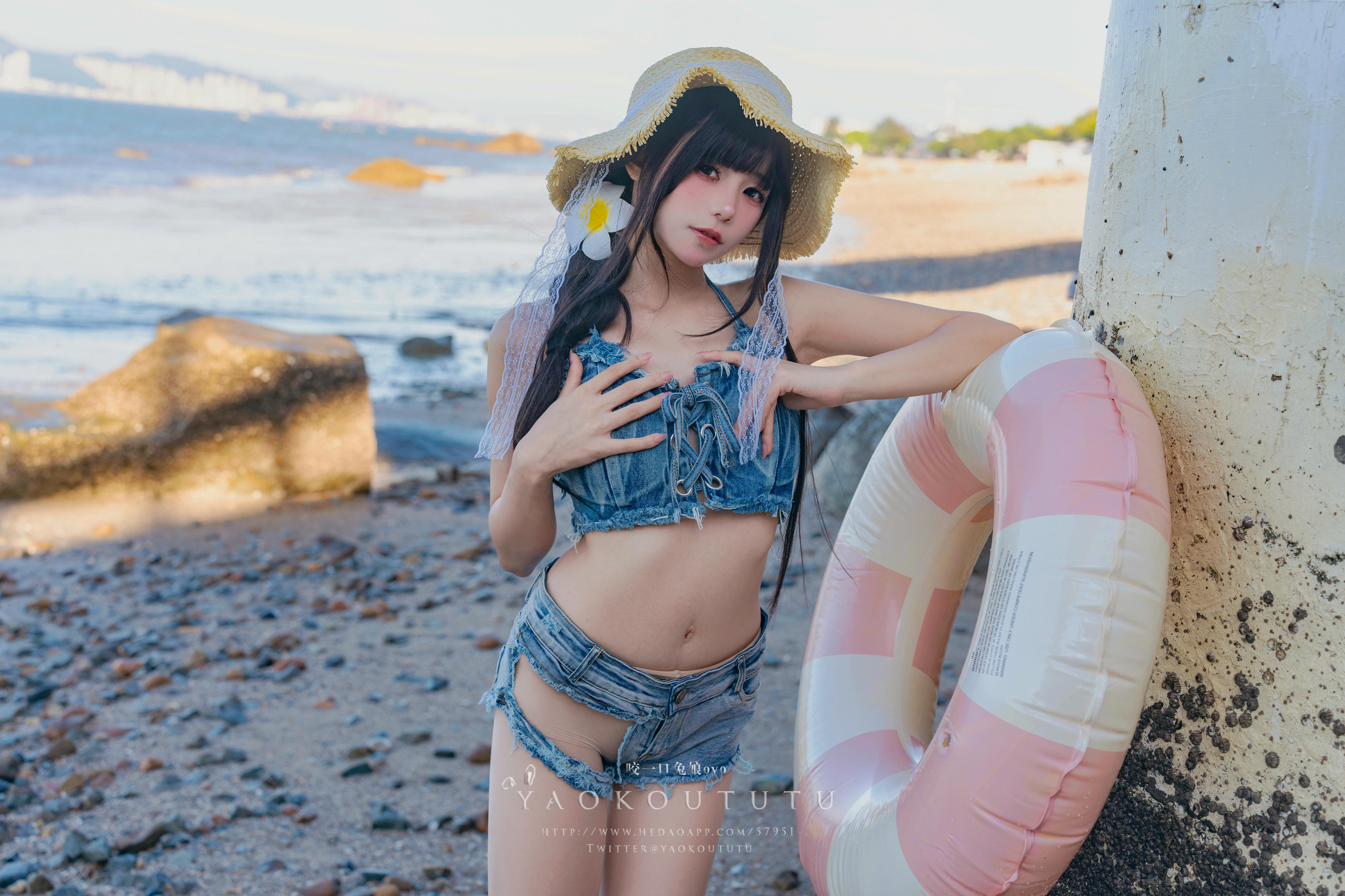 黏黏团子兔 NO.101 咬一口兔娘ovo『海の夏日』Shotgun [83P1V 1.44GB]_第1集