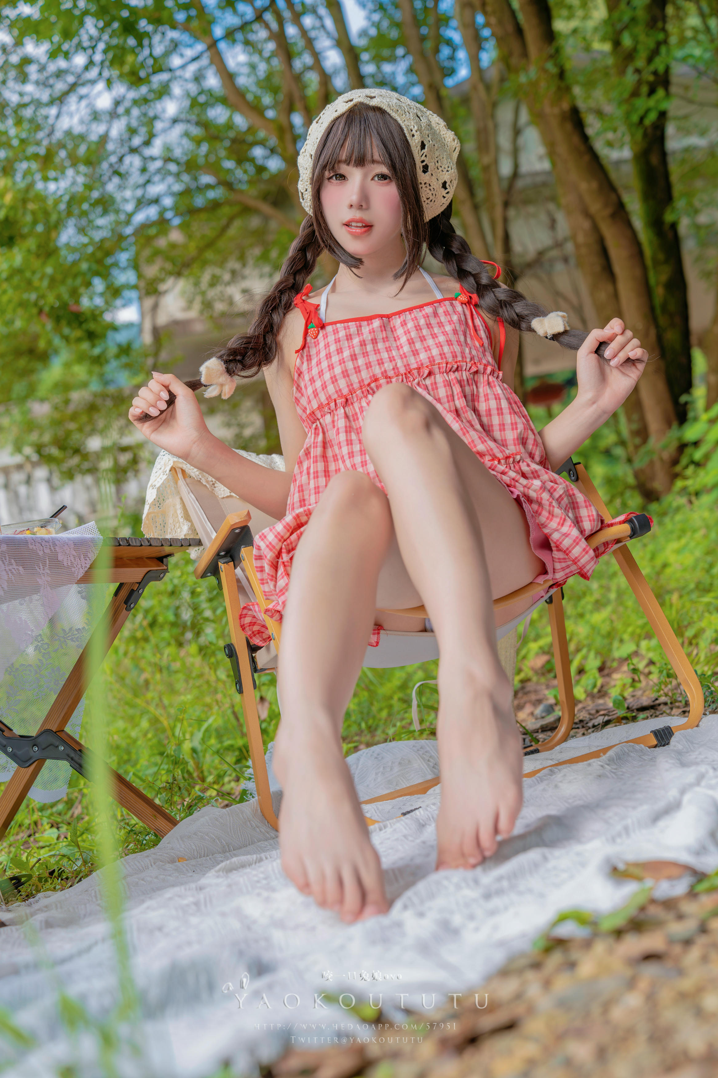 黏黏团子兔 NO.102 咬一口兔娘ovo『绿野茶会』Lovesick girls [69P1V 1.35GB]_第1集
