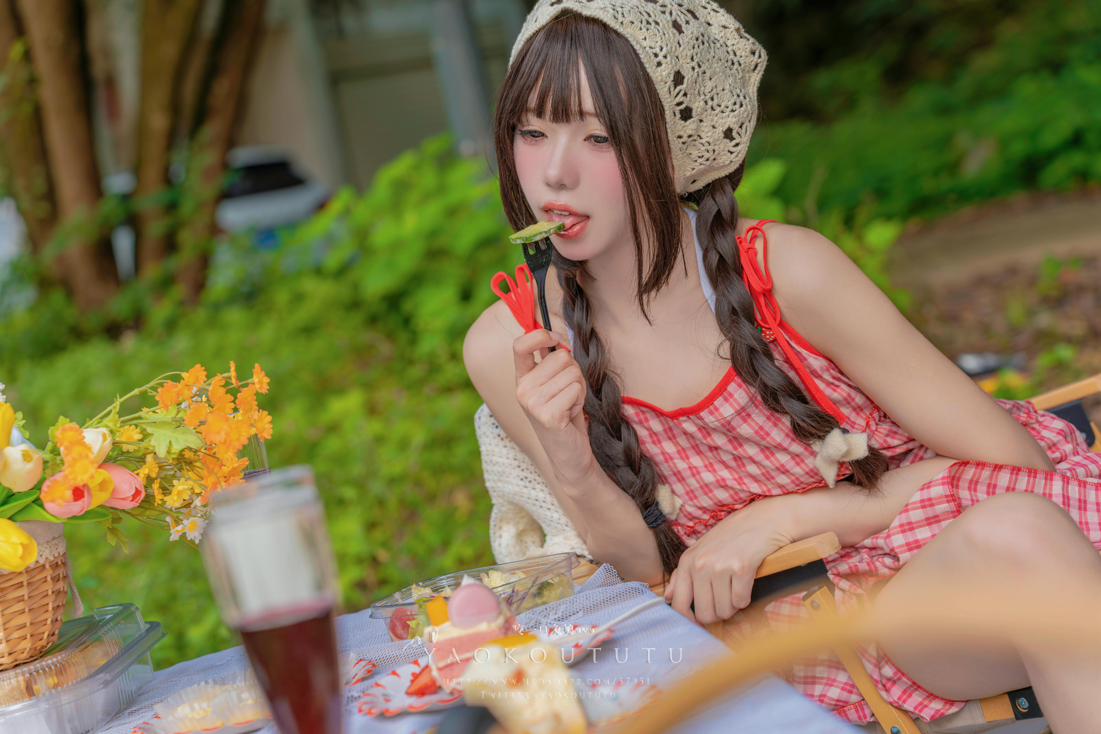 黏黏团子兔 NO.102 咬一口兔娘ovo『绿野茶会』Lovesick girls [69P1V 1.35GB]_第1集