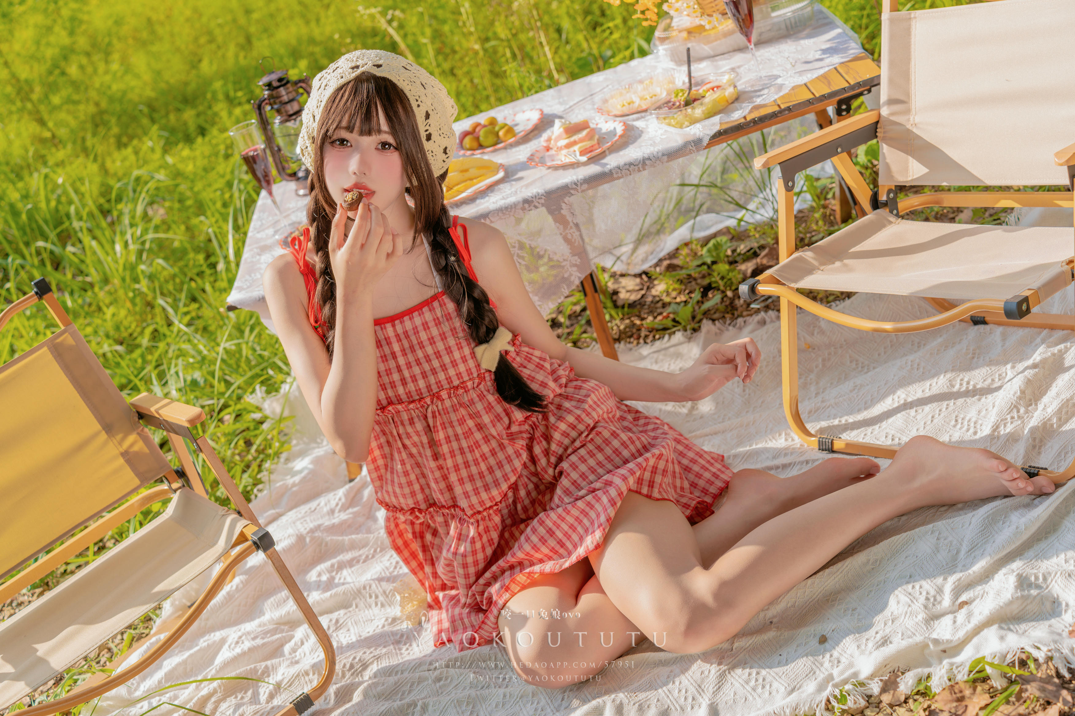 黏黏团子兔 NO.102 咬一口兔娘ovo『绿野茶会』Lovesick girls [69P1V 1.35GB]_第3集