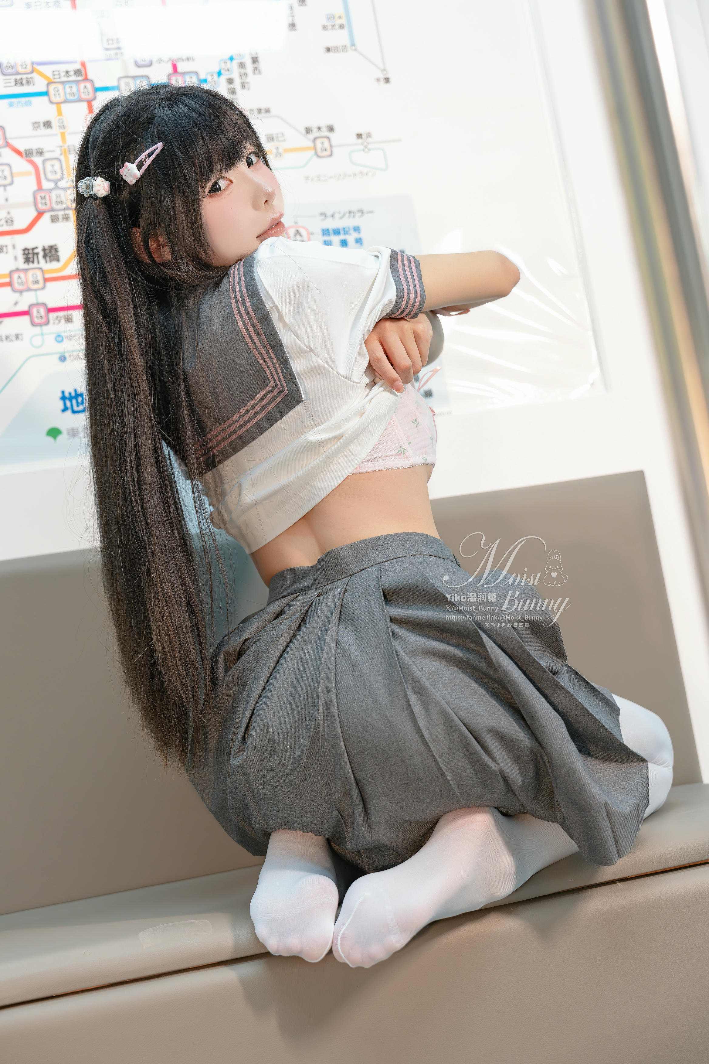 Yiko湿润兔 NO.204 24.12月作品『地铁萌妹』[165P 1V-1.92G]_第2集