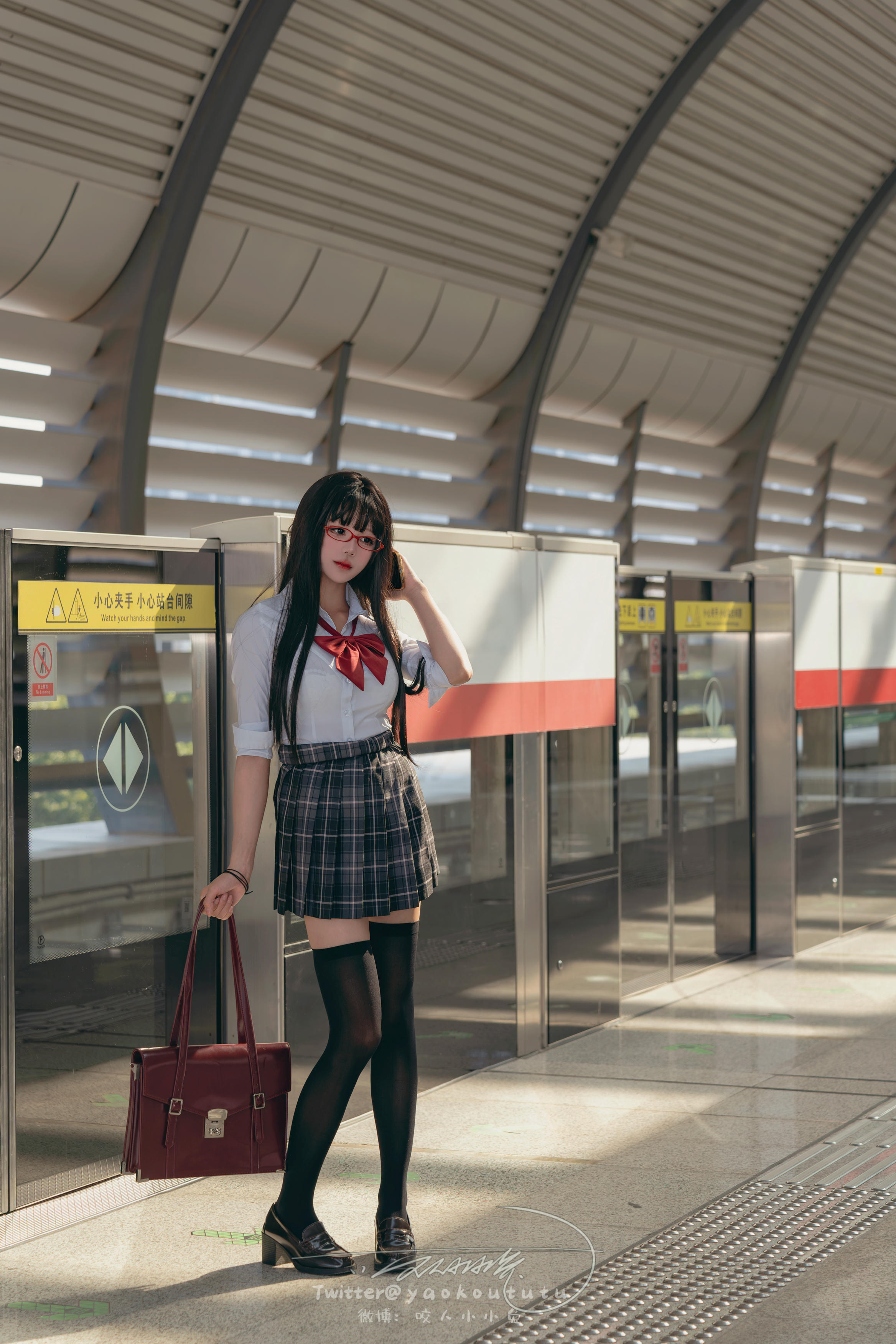 黏黏团子兔 NO.130 23十二月作品『电车惊魂』期待 [71P+1V 1.22GB]_第1集