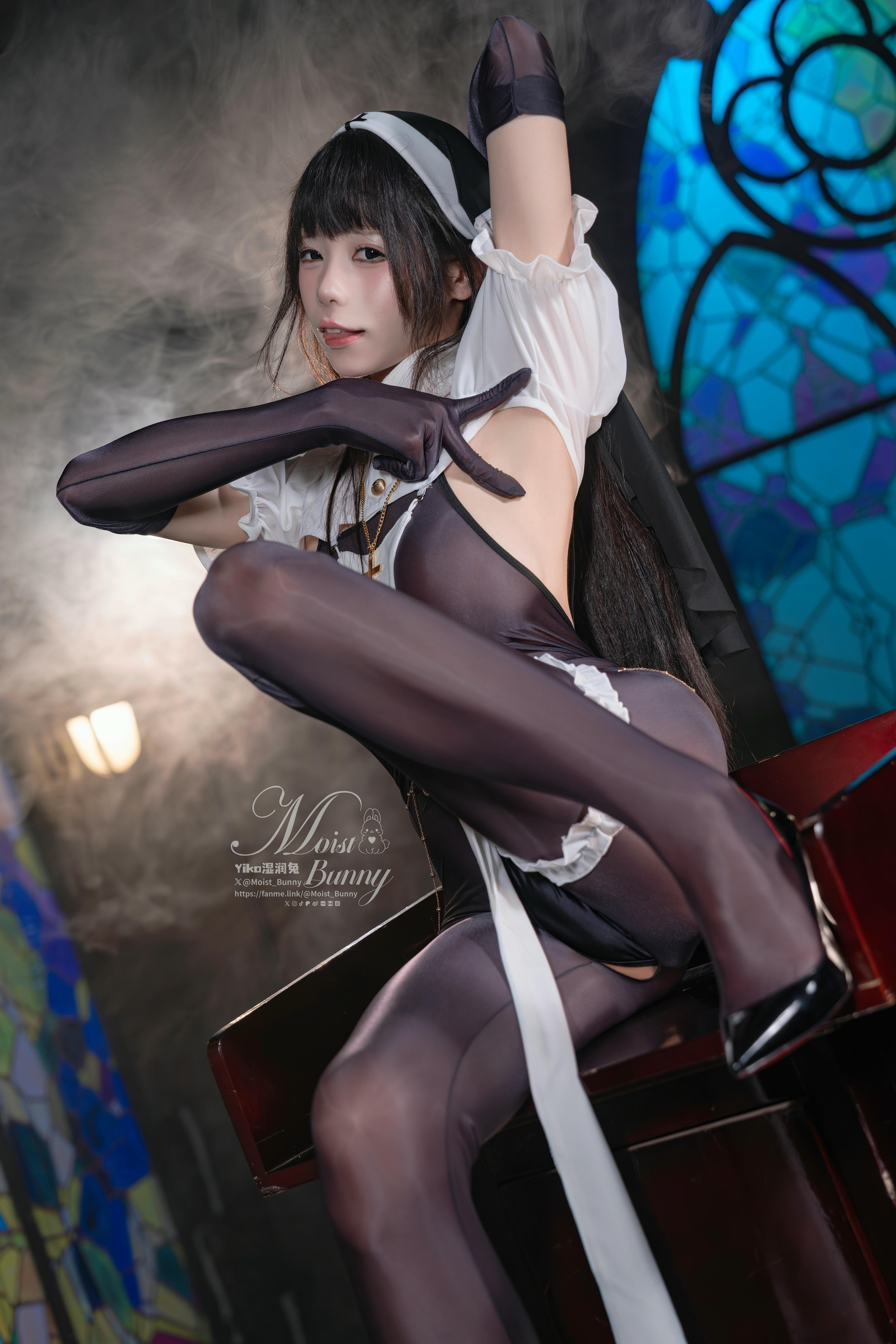 Yiko湿润兔 NO.210 25.01月作品『布道圣女』傲慢扭胯舞 [72P1V 1.71GB]_第1集