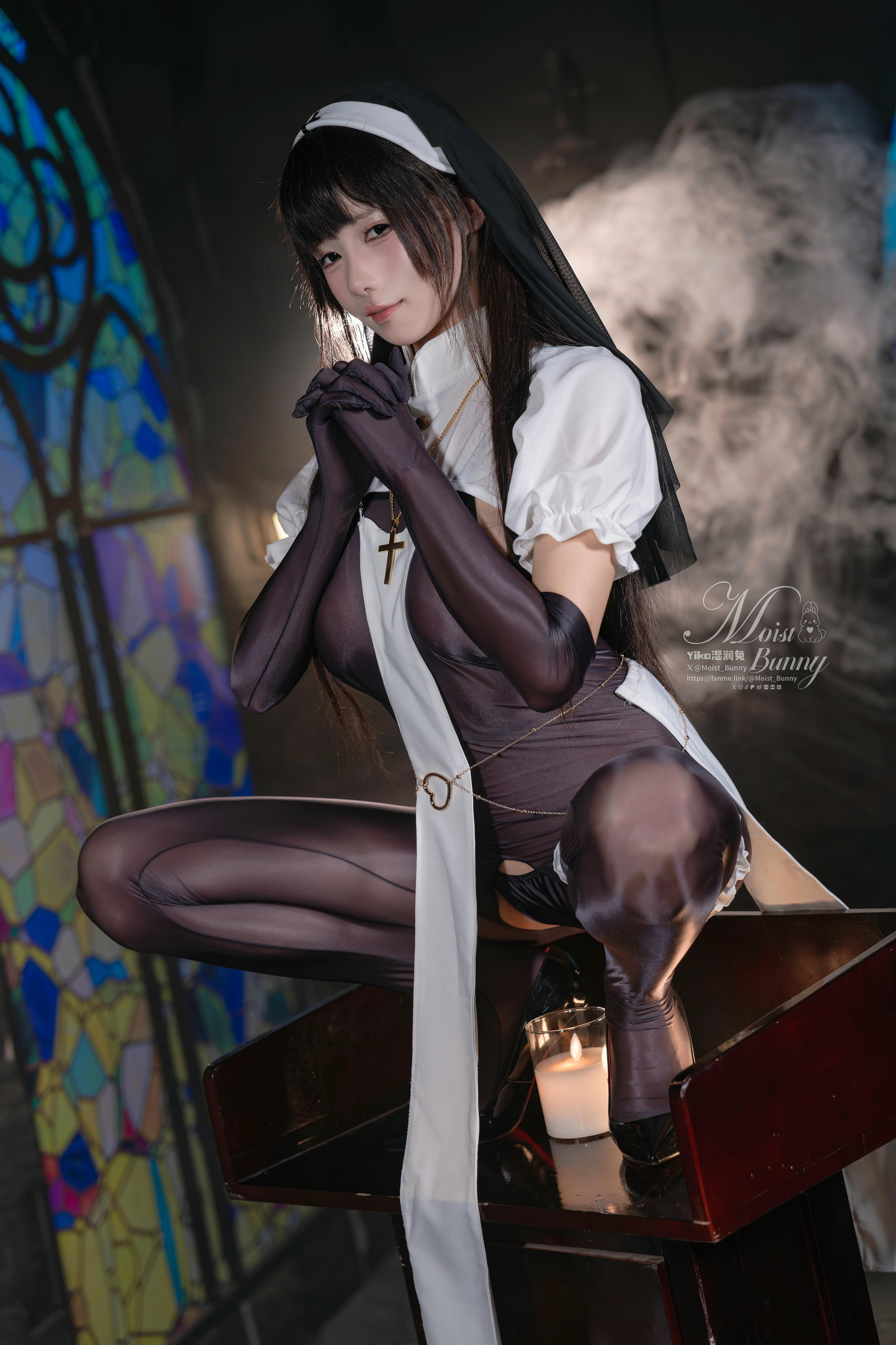 Yiko湿润兔 NO.210 25.01月作品『布道圣女』傲慢扭胯舞 [72P1V 1.71GB]_第2集