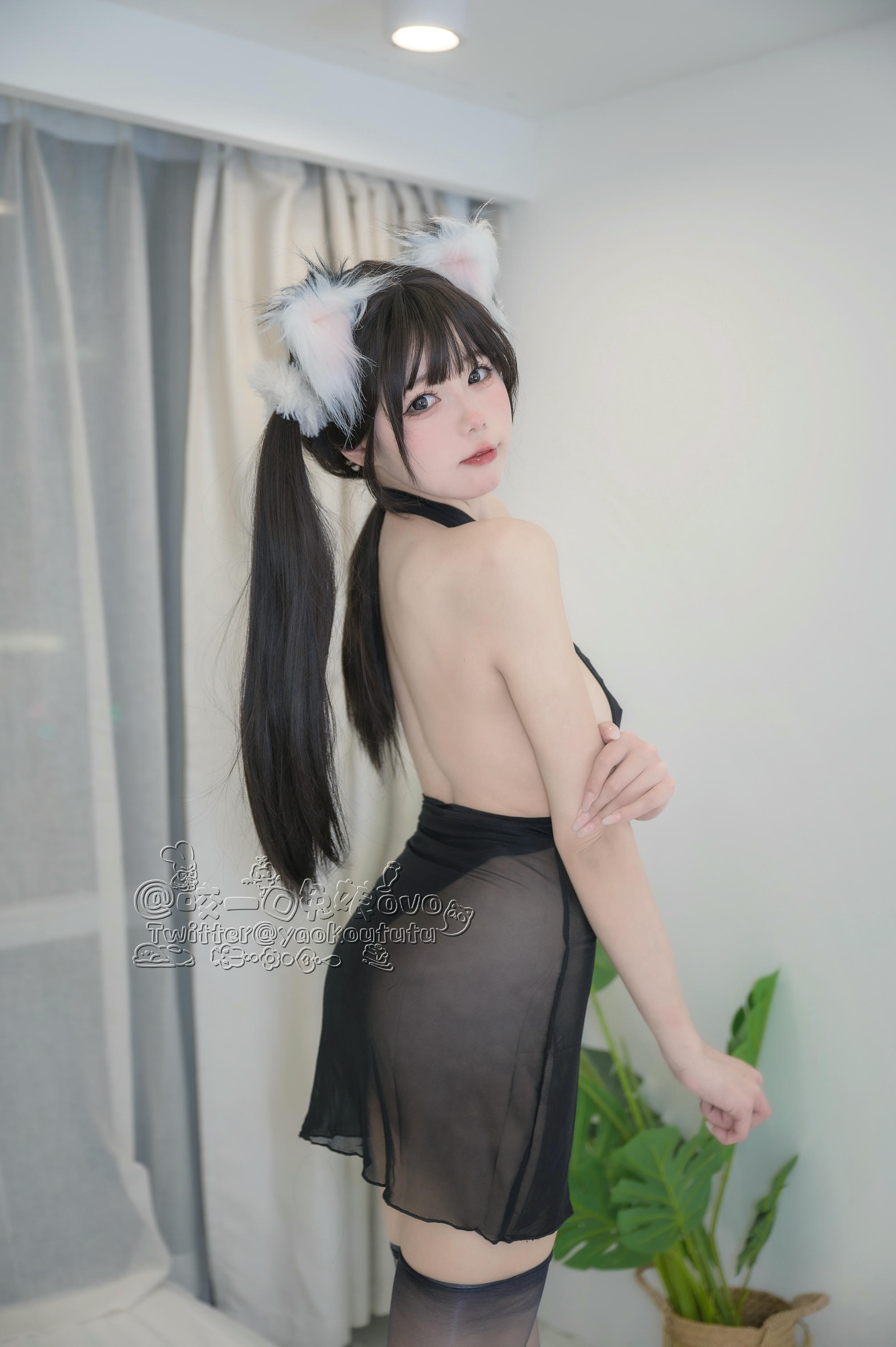 黏黏团子兔 NO.008 黑白配[51P 406MB]_第1集