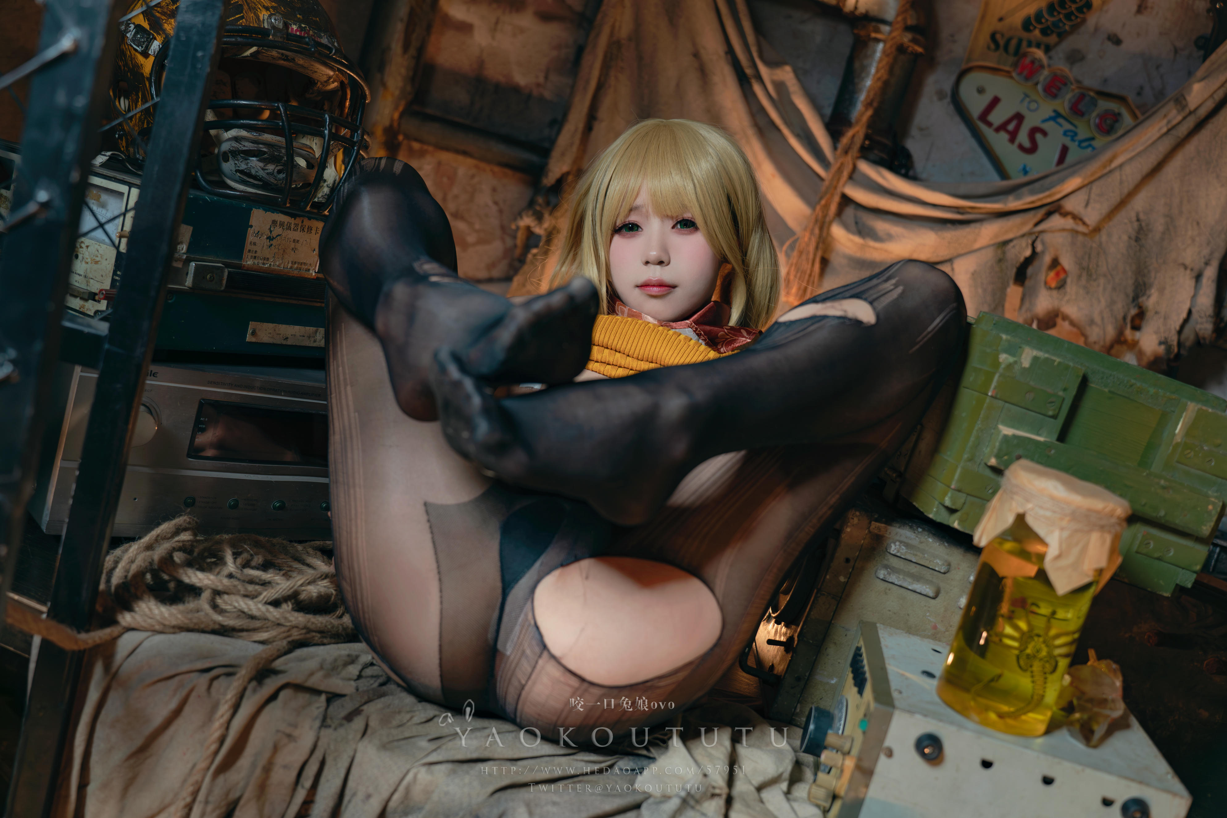黏黏团子兔 NO.055 咬一口兔娘ovo 生化危机4重置版 阿什莉 [59P1V-1.45GB]_第3集