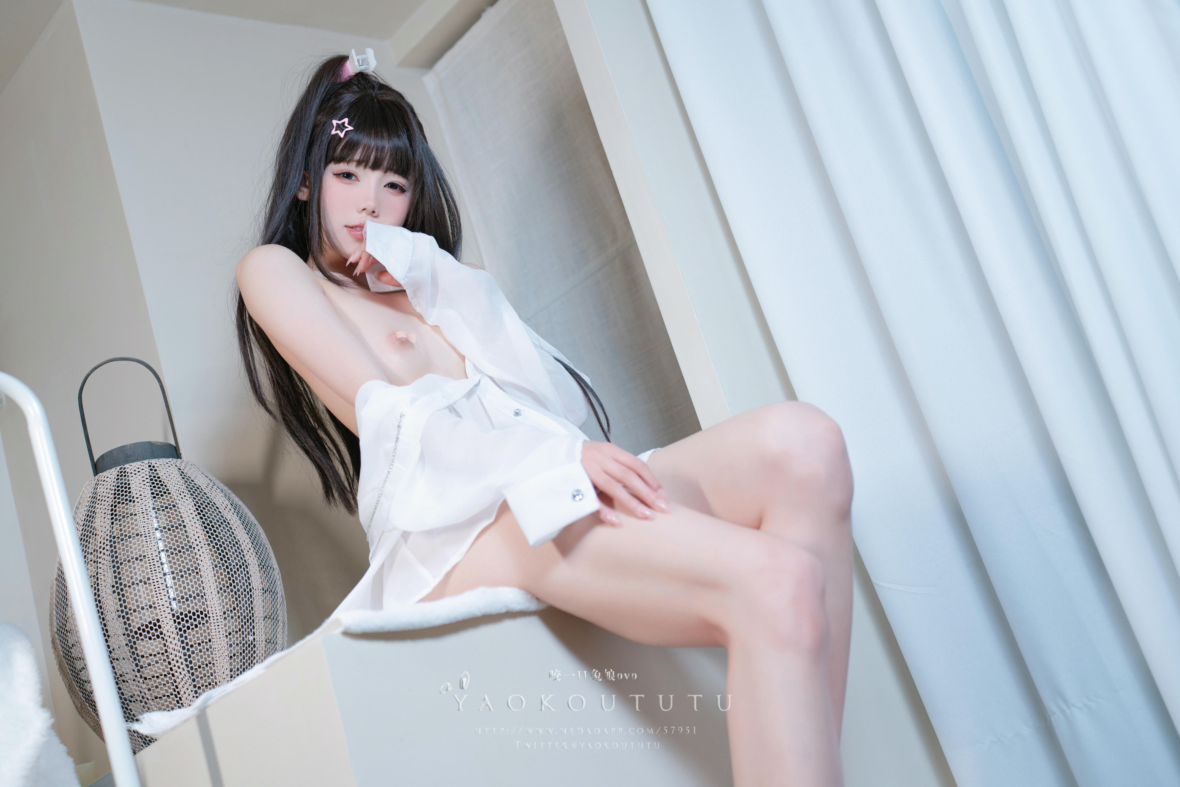 黏黏团子兔 NO.078 咬一口兔娘ovo『男友衬衣+1V Boom Boom』[58P1V 1.56GB]_第2集
