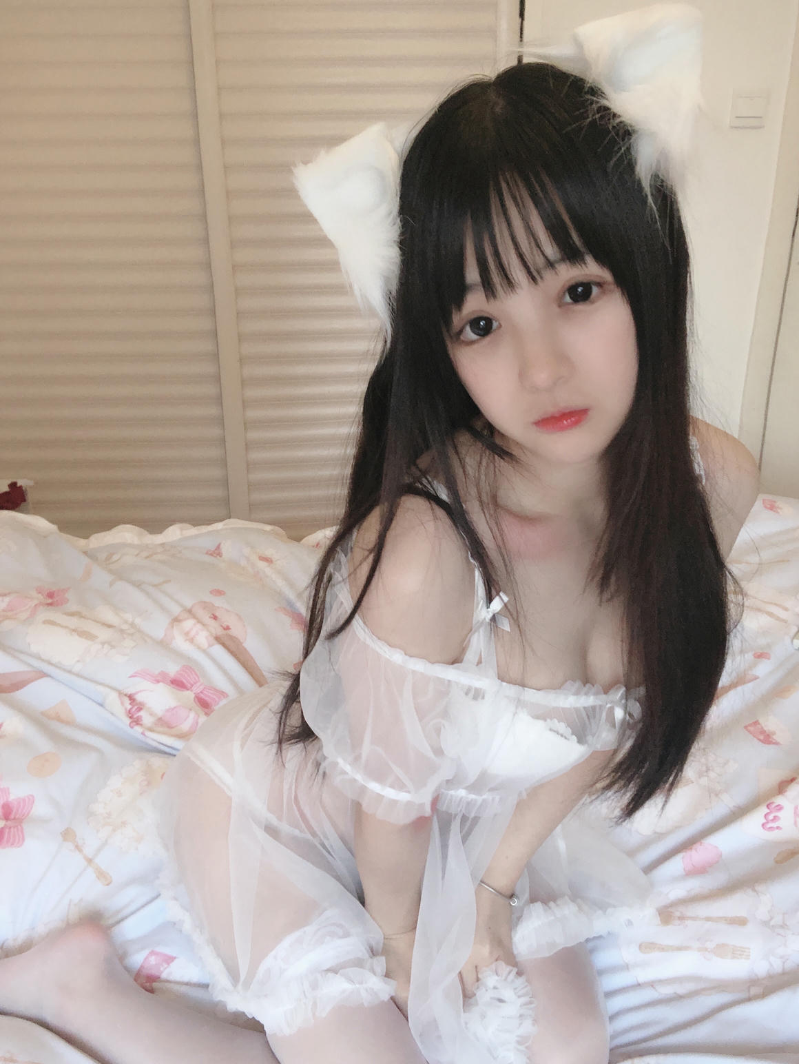樱井宁宁-桜井宁宁 NO.023 小白猫 蕾丝内衣 [31P-34MB]_第1集