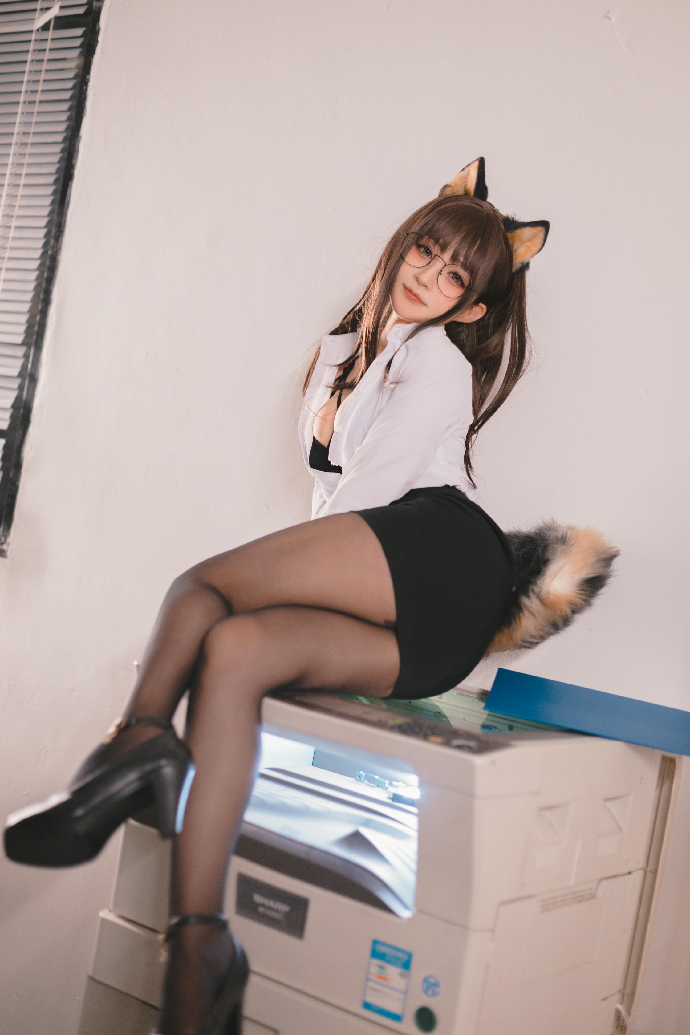 樱井宁宁-桜井宁宁 NO.039 柴犬秘书 [58P 1.2GB]_第1集