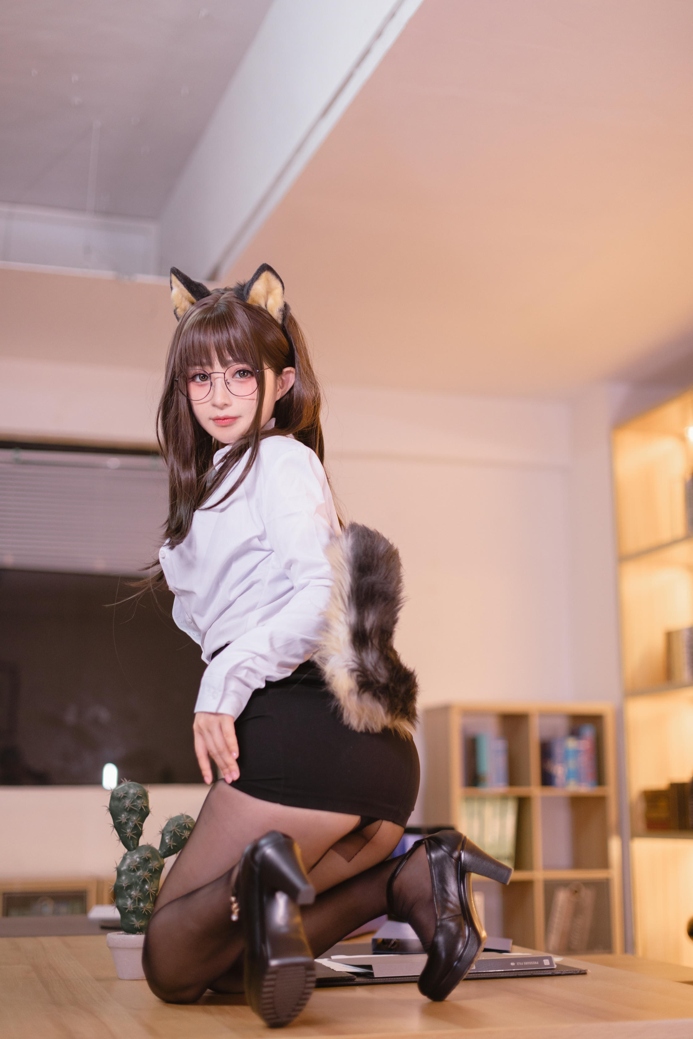 樱井宁宁-桜井宁宁 NO.039 柴犬秘书 [58P 1.2GB]_第2集
