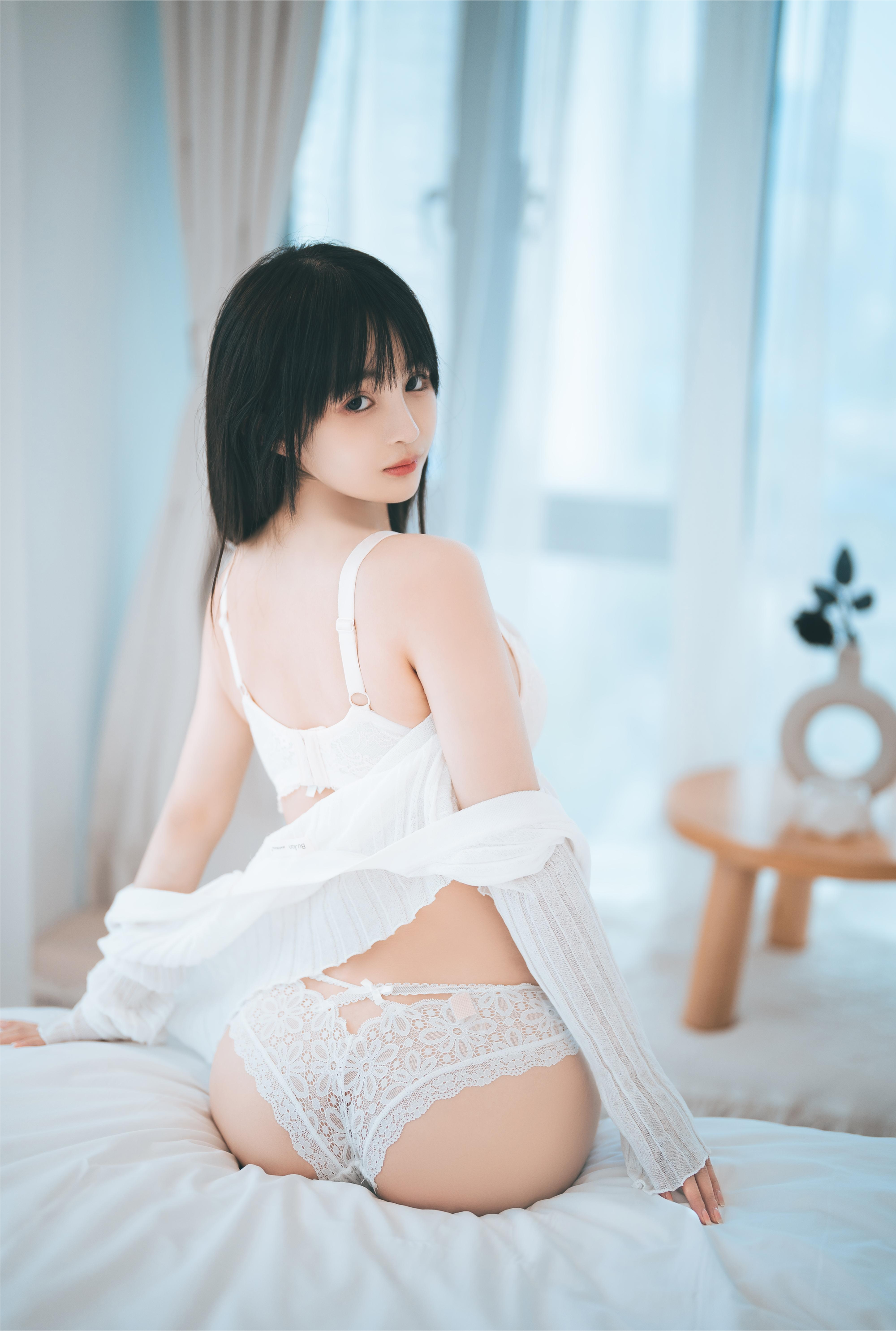 樱井宁宁-桜井宁宁 NO.054 人妻 [51P 514MB]_第1集