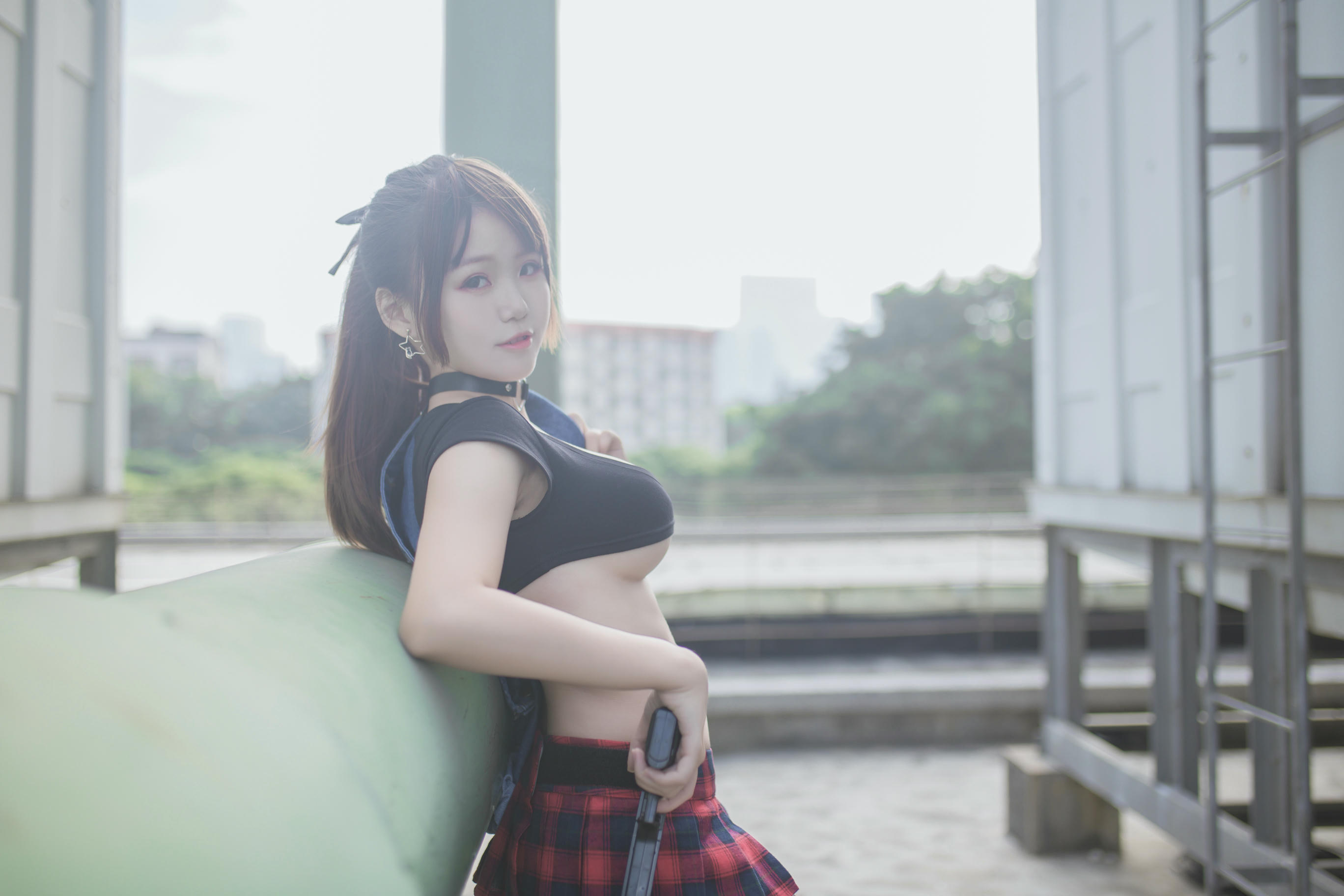 Yoko宅夏 NO.004 红色格子 [32P-188MB]_第2集