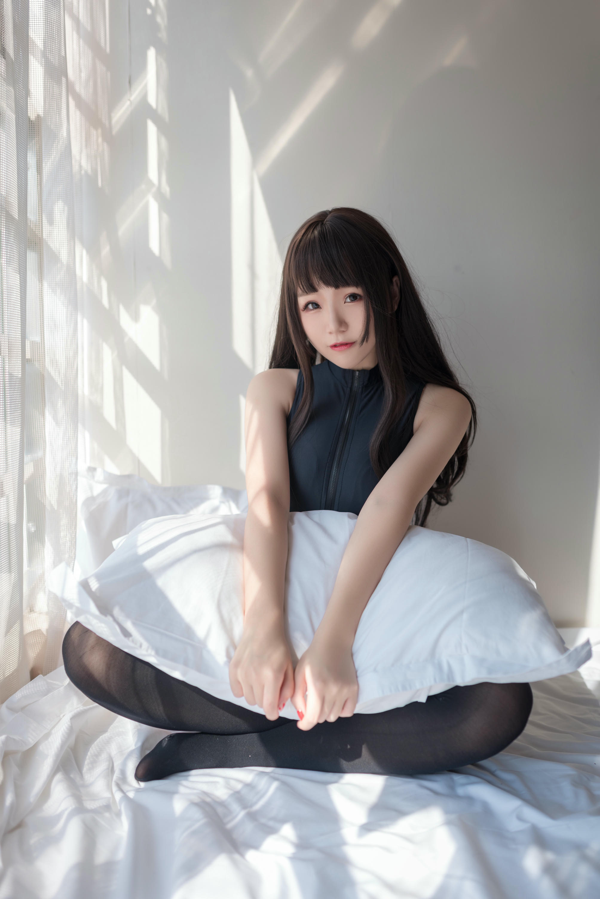 Yoko宅夏 NO.006 开胸泳衣2 [28P-124MB]_第1集