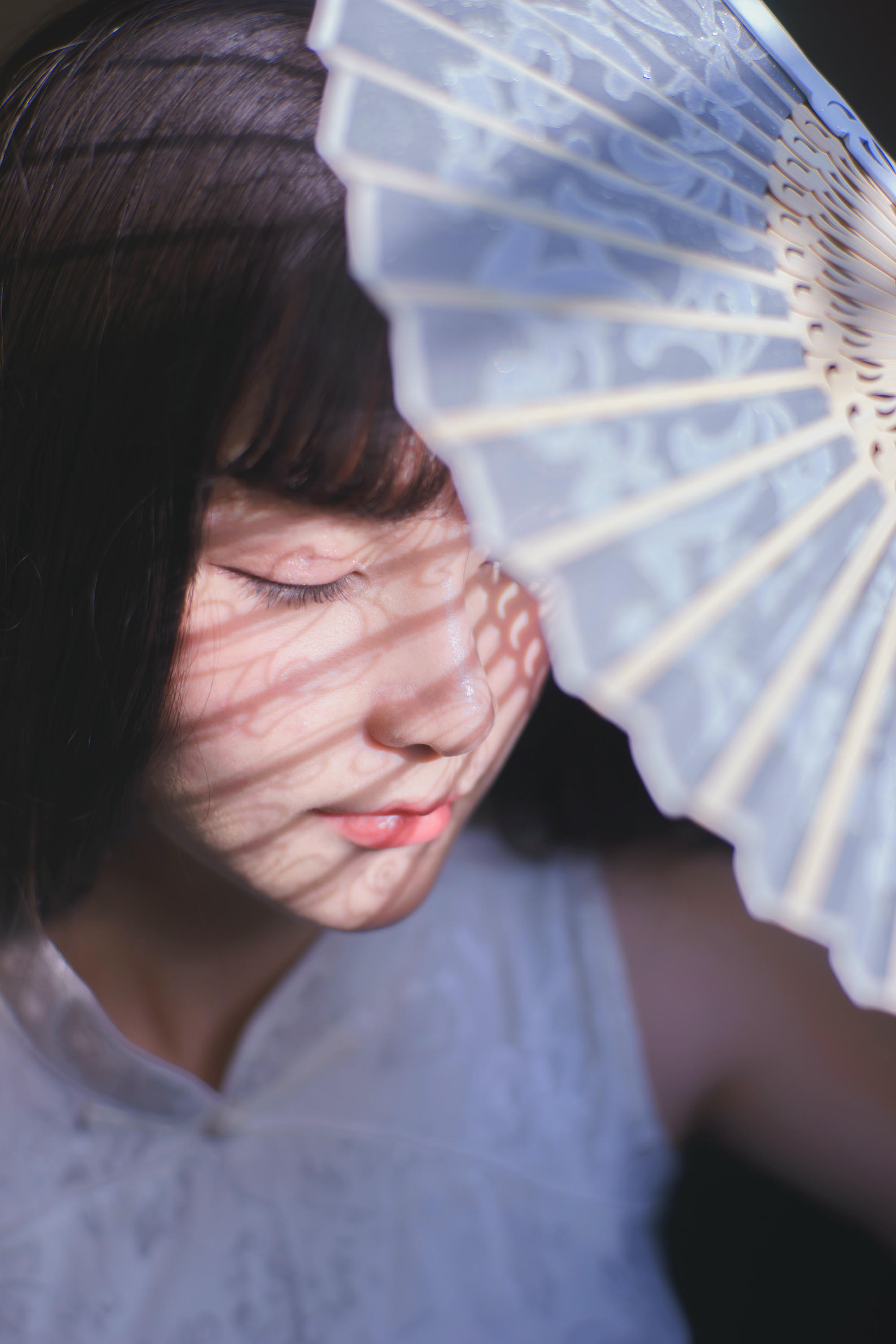前羽_rr NO.002 白丝旗袍 [17P-108MB]_第1集