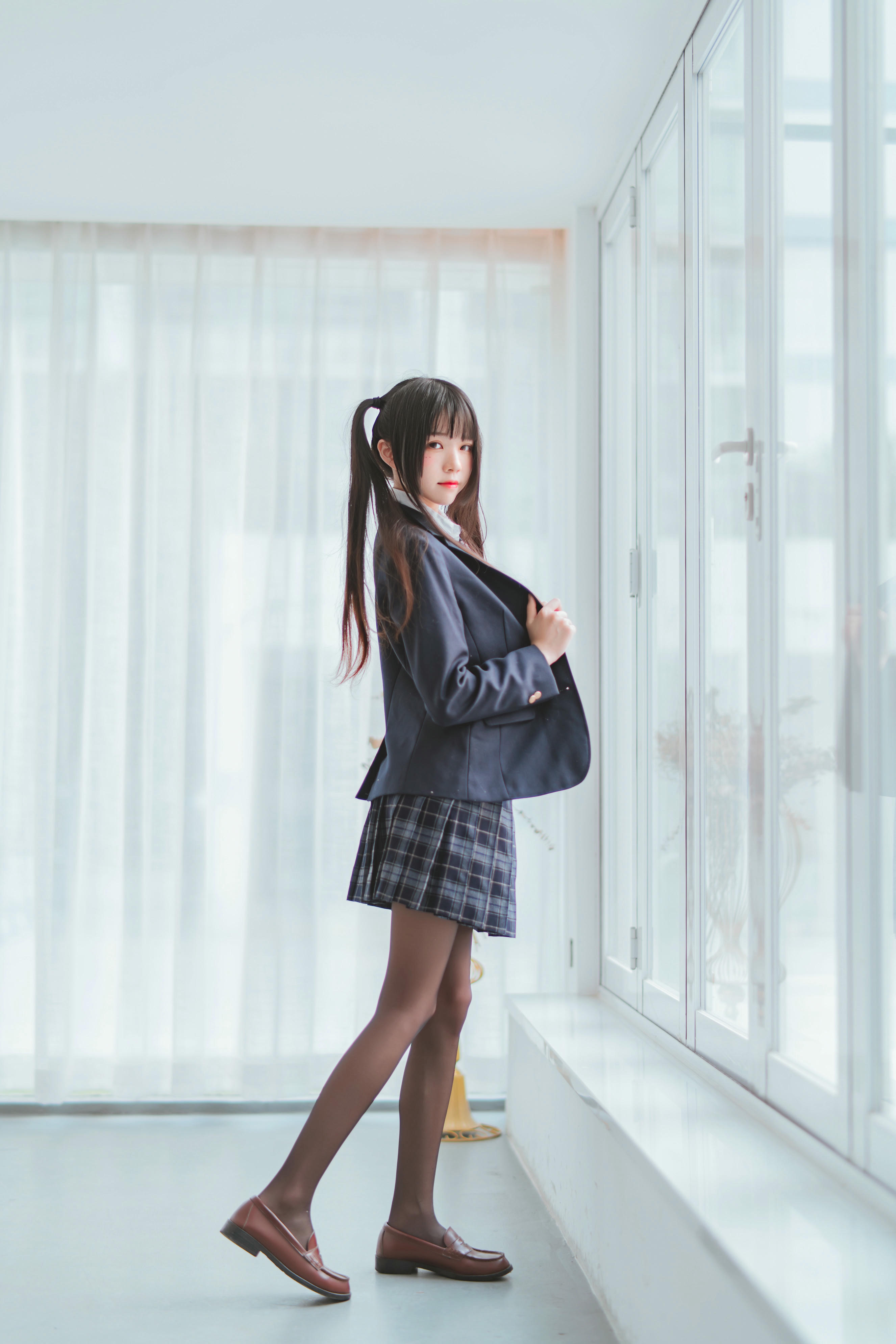 桜桃喵 NO.136  咖啡厅JK少女[39+1P／119MB]_第1集