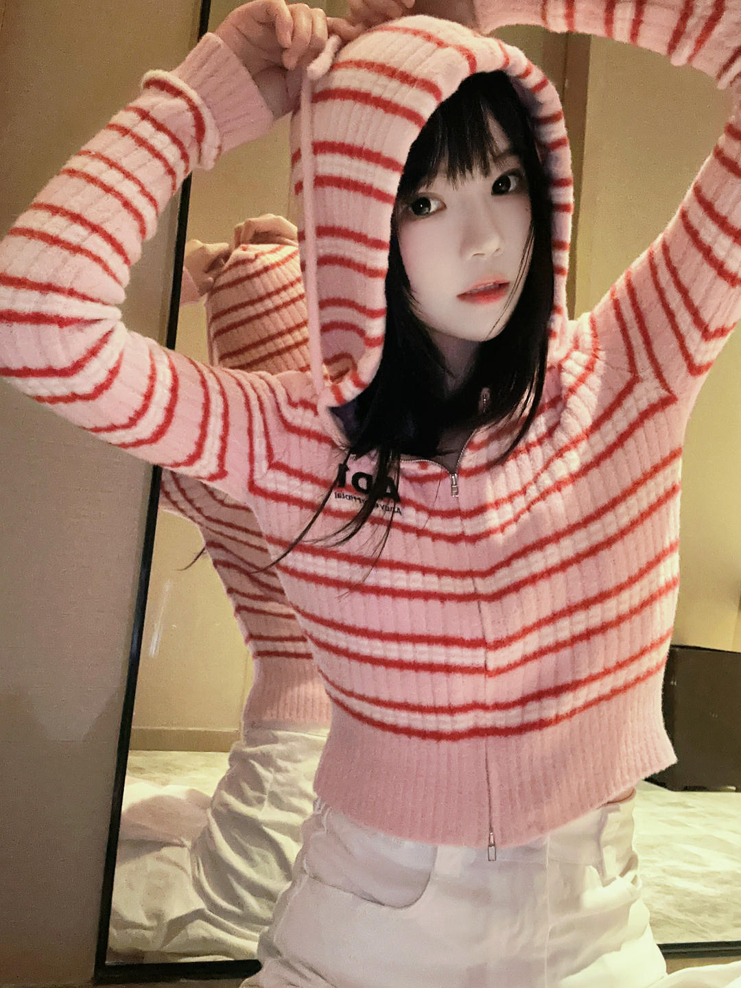 桜桃喵 NO.169 条纹毛衣[22P-98.5M]_第1集