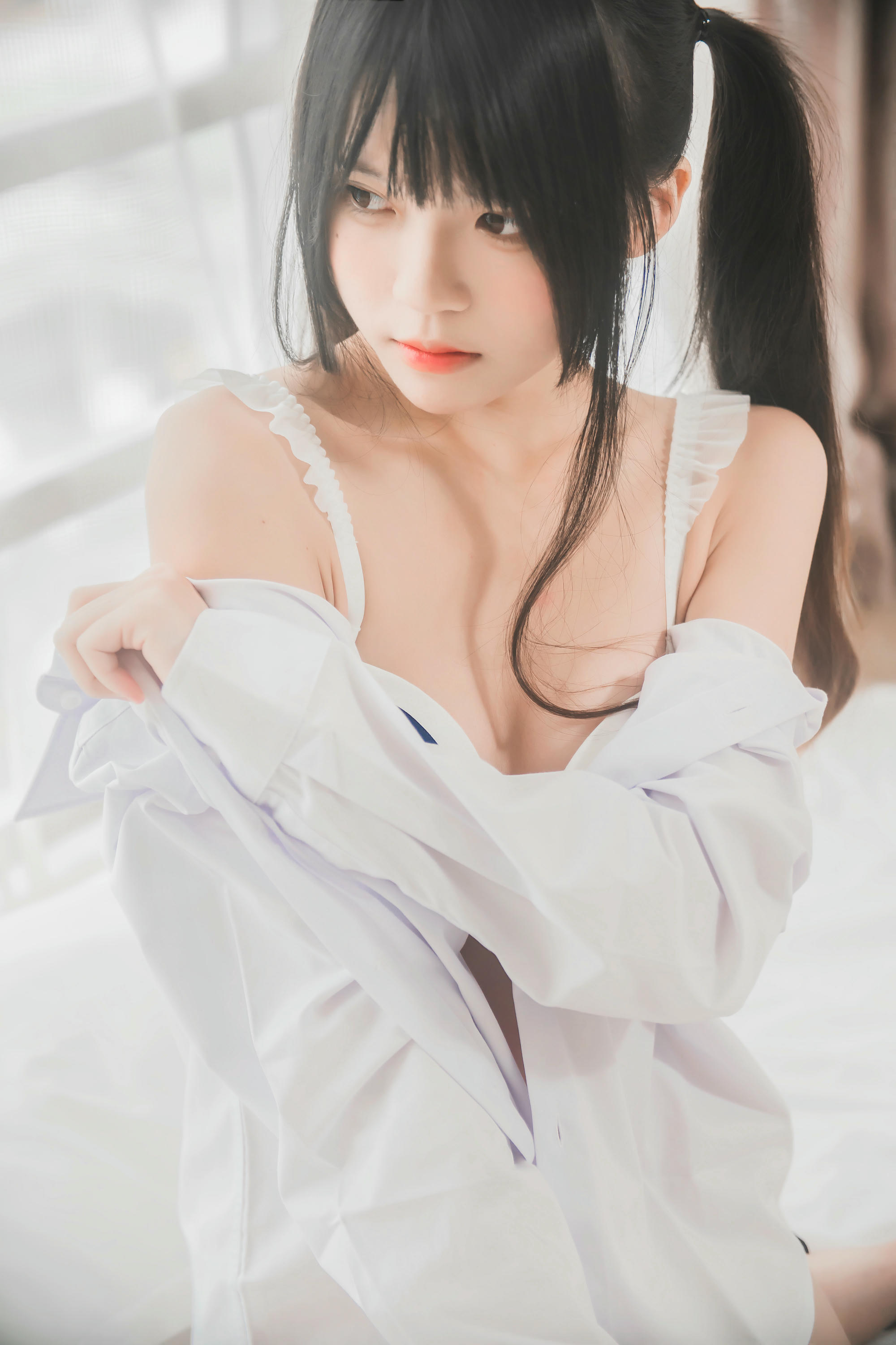 桜桃喵 NO.001 白衬衫双马尾 [47P-345MB]_第2集