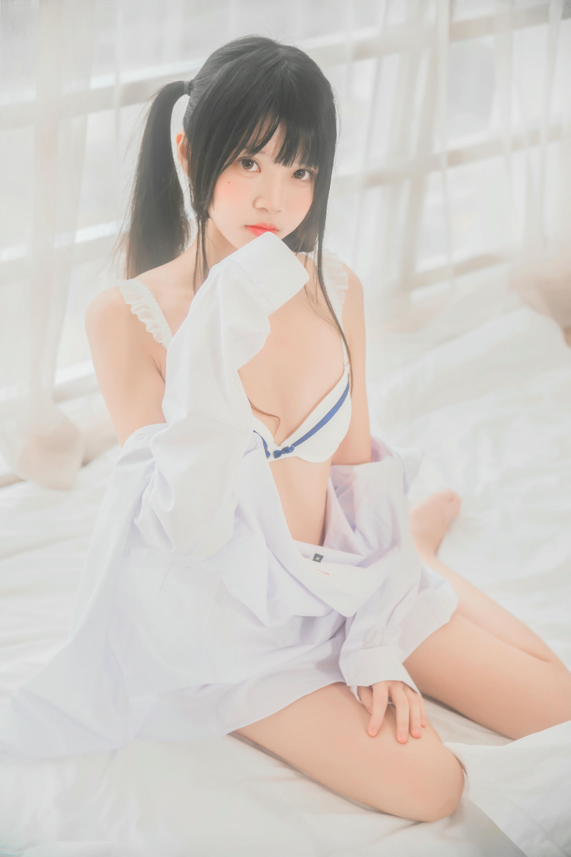 桜桃喵 NO.001 白衬衫双马尾 [47P-345MB]_第2集