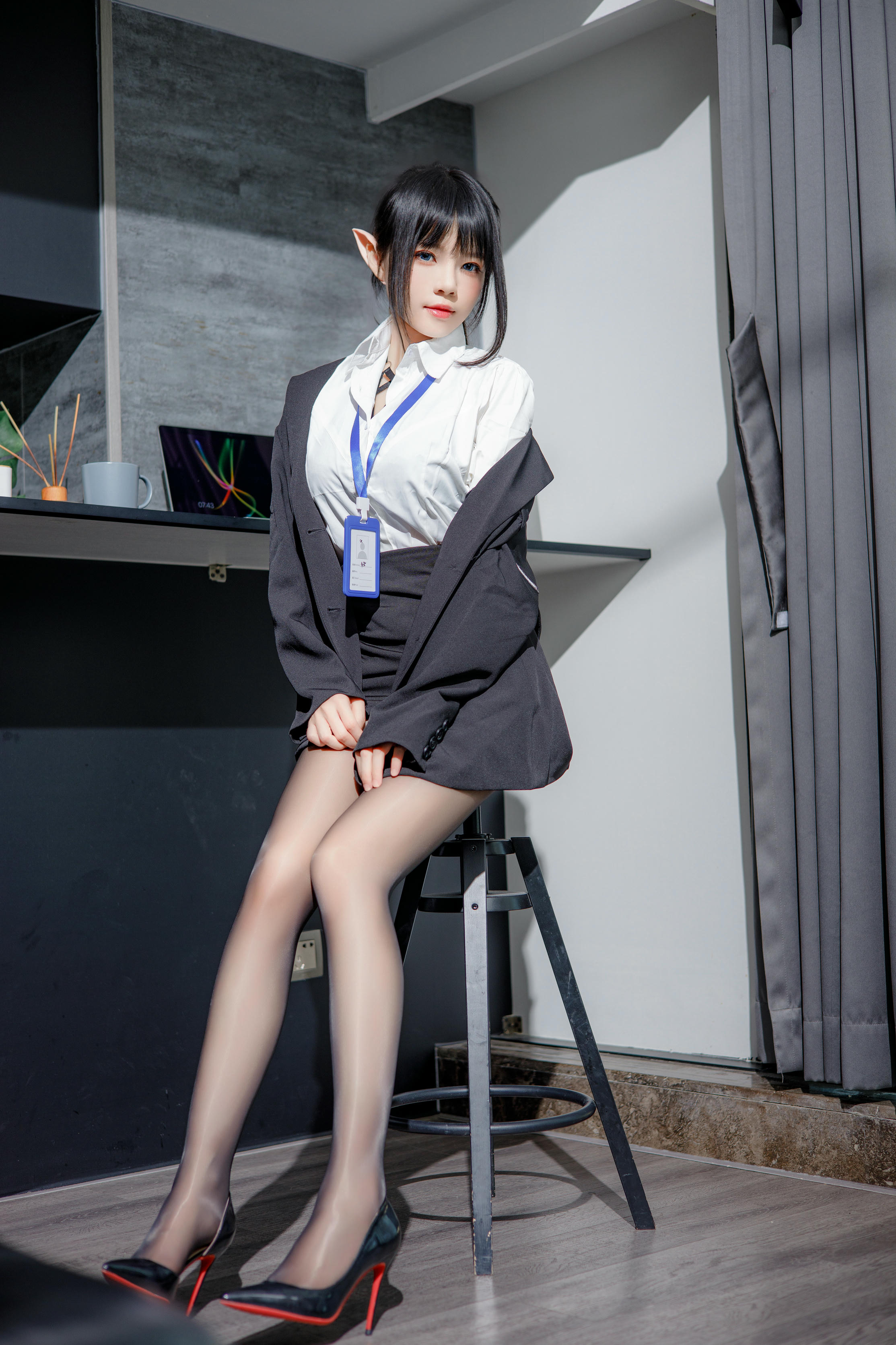 桜桃喵 NO.183 城市中的精灵 精灵OL [46P1V 1.23GB]_第1集