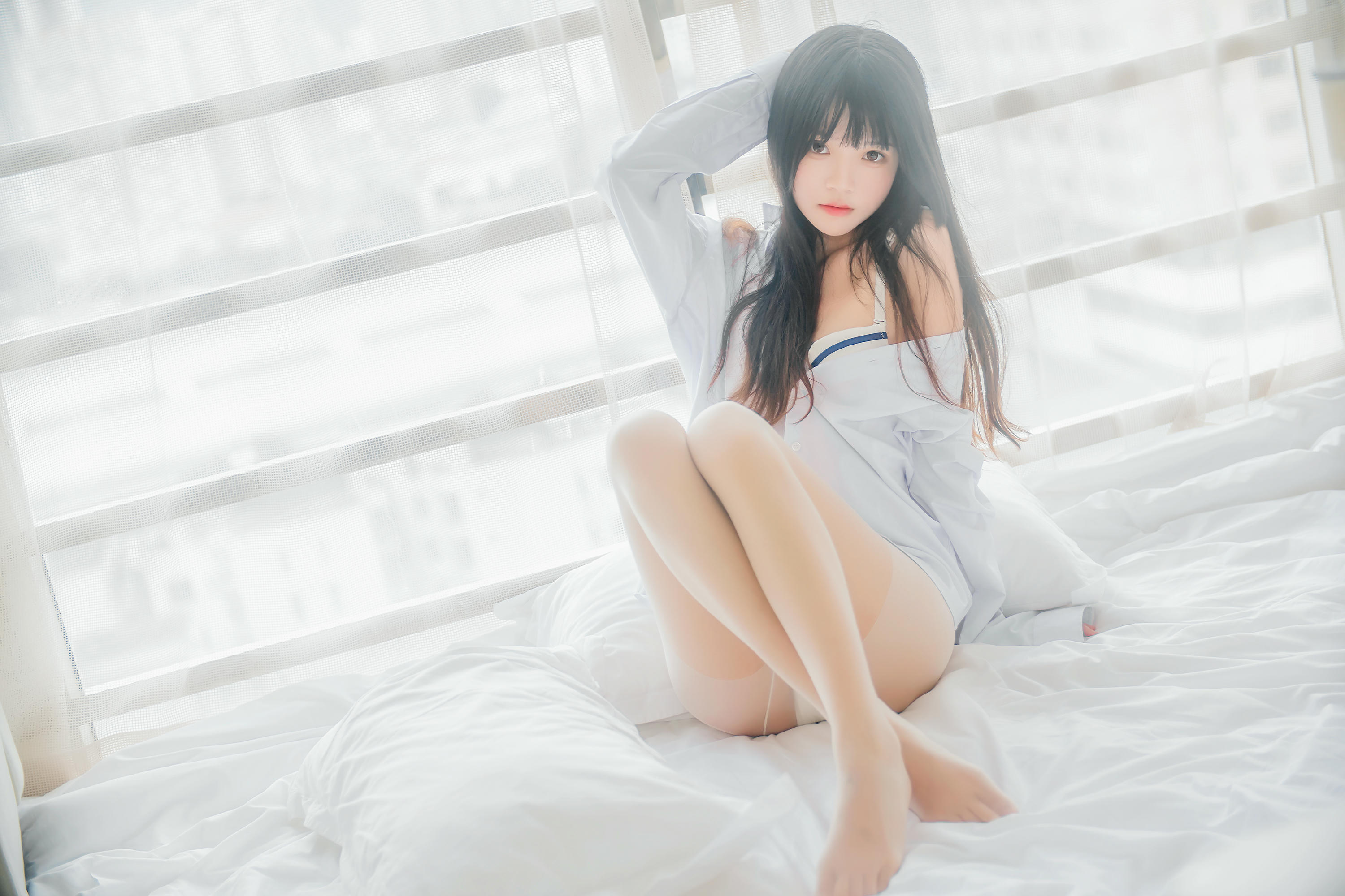 桜桃喵 NO.002 白衬衫散发 [49P-409MB]_第2集